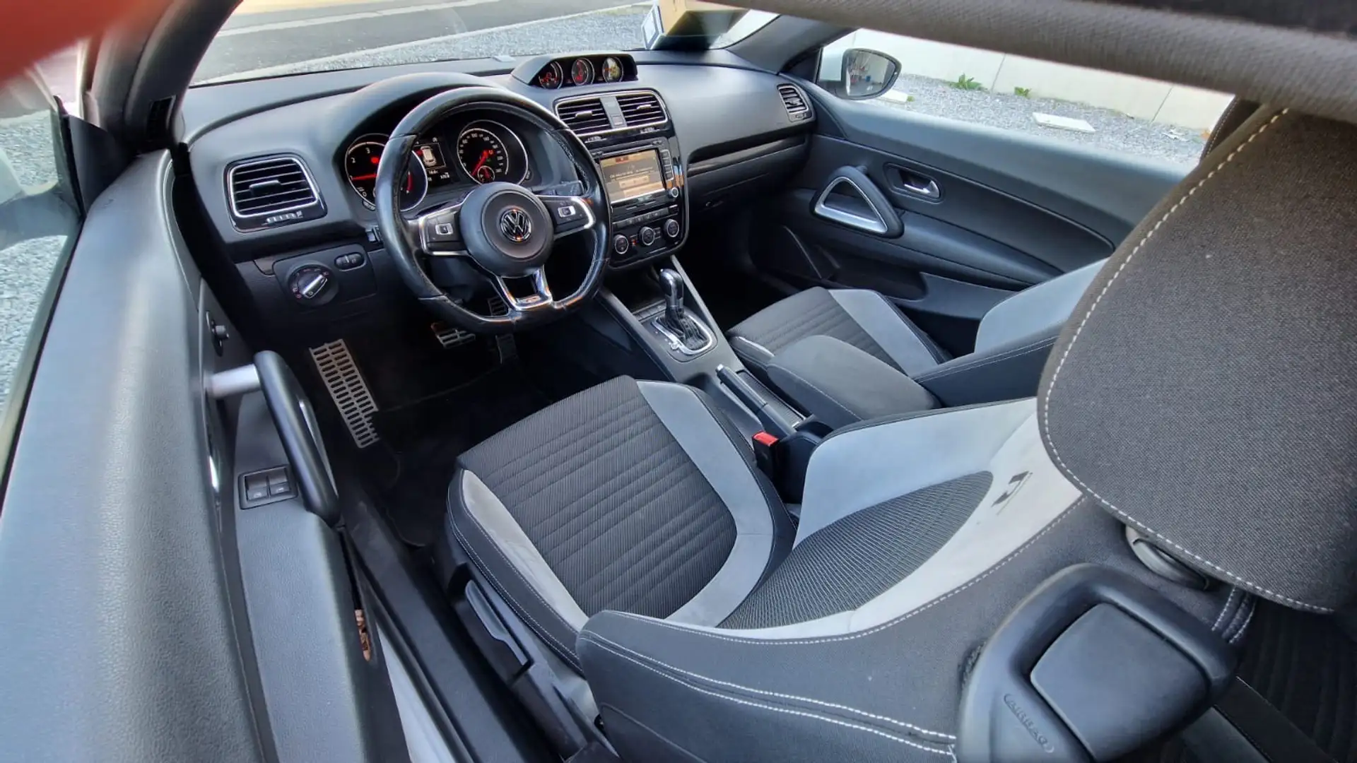Volkswagen Scirocco 2.0 CR TDi DSG Fehér - 1
