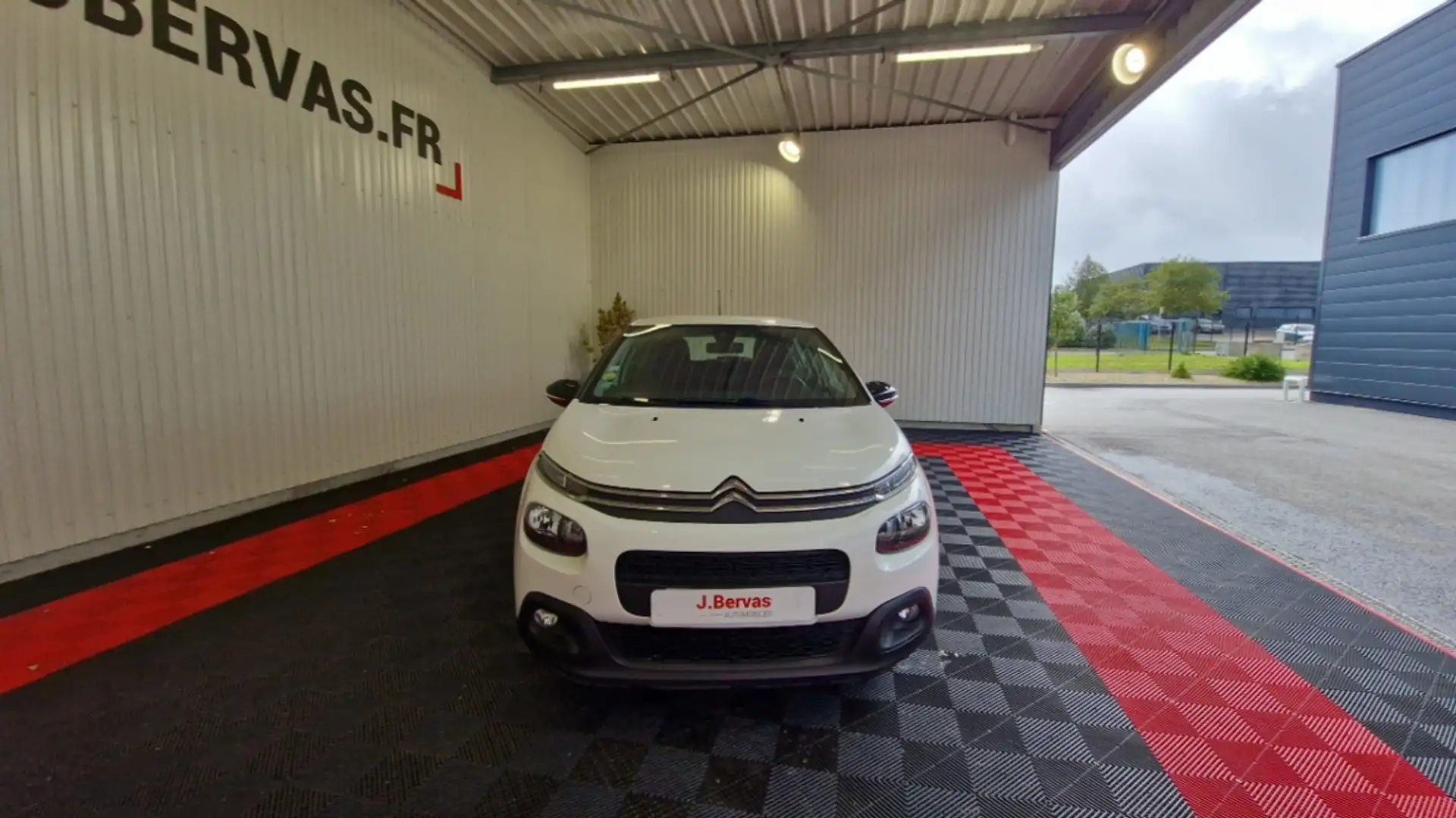 Citroen C3 SOCIETE BLUEHDI 100 SS FEEL Blanc - 2