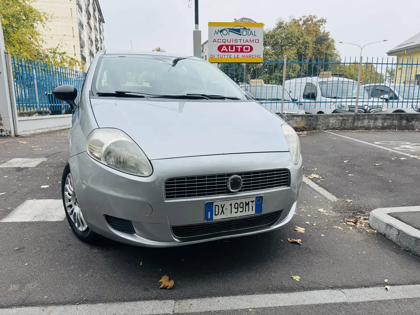 Fiat Grande Punto 5p 1.4 natural power Dynamic 77cv - 2