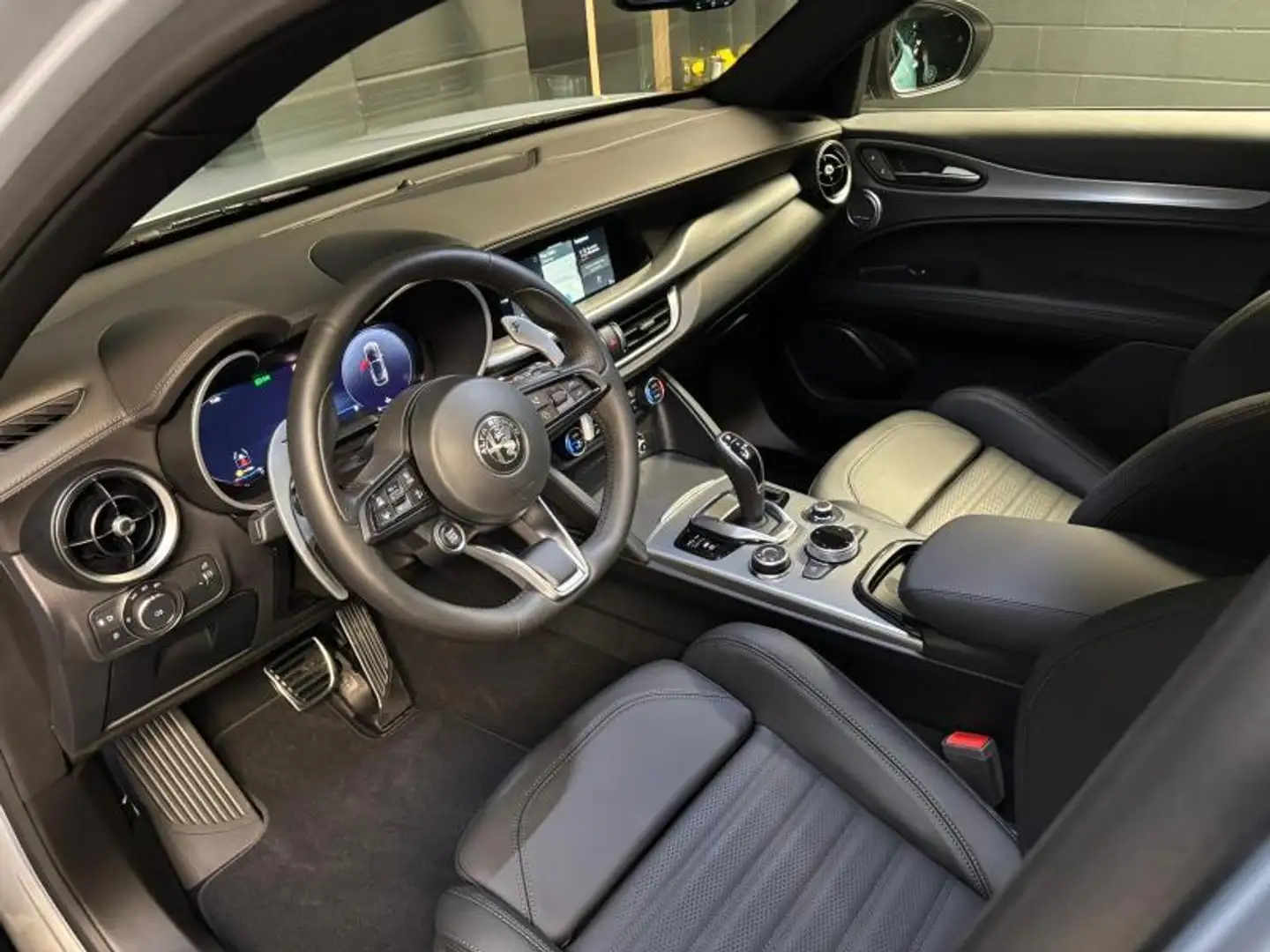 Alfa Romeo Stelvio VELOCE Grijs - 2