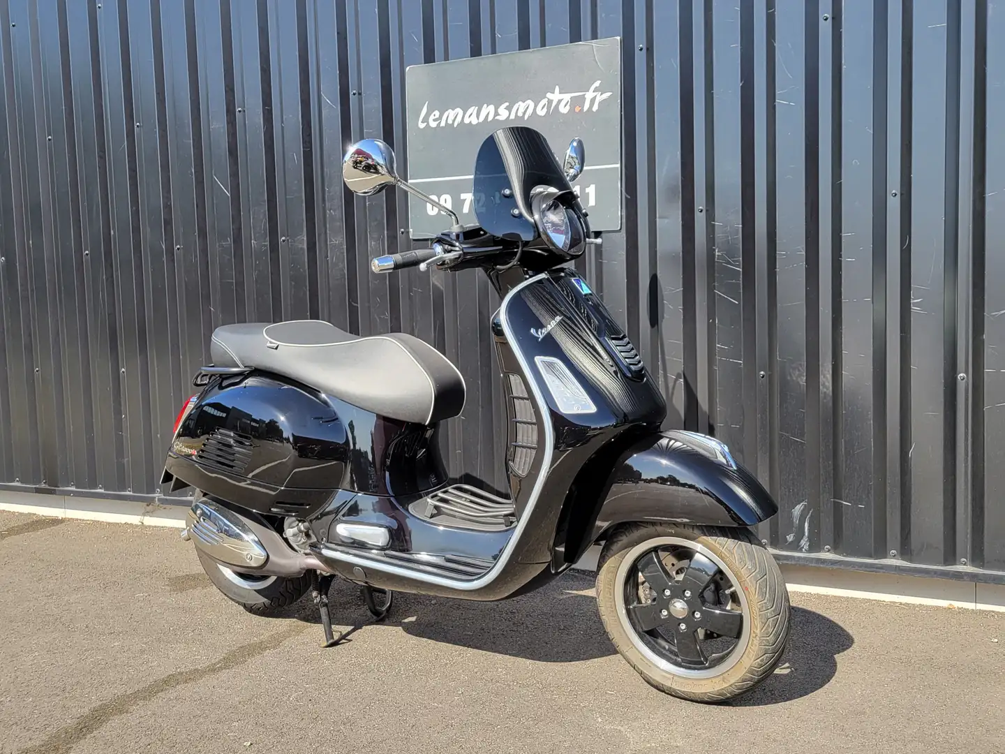 Piaggio GTS 300 Noir - 1