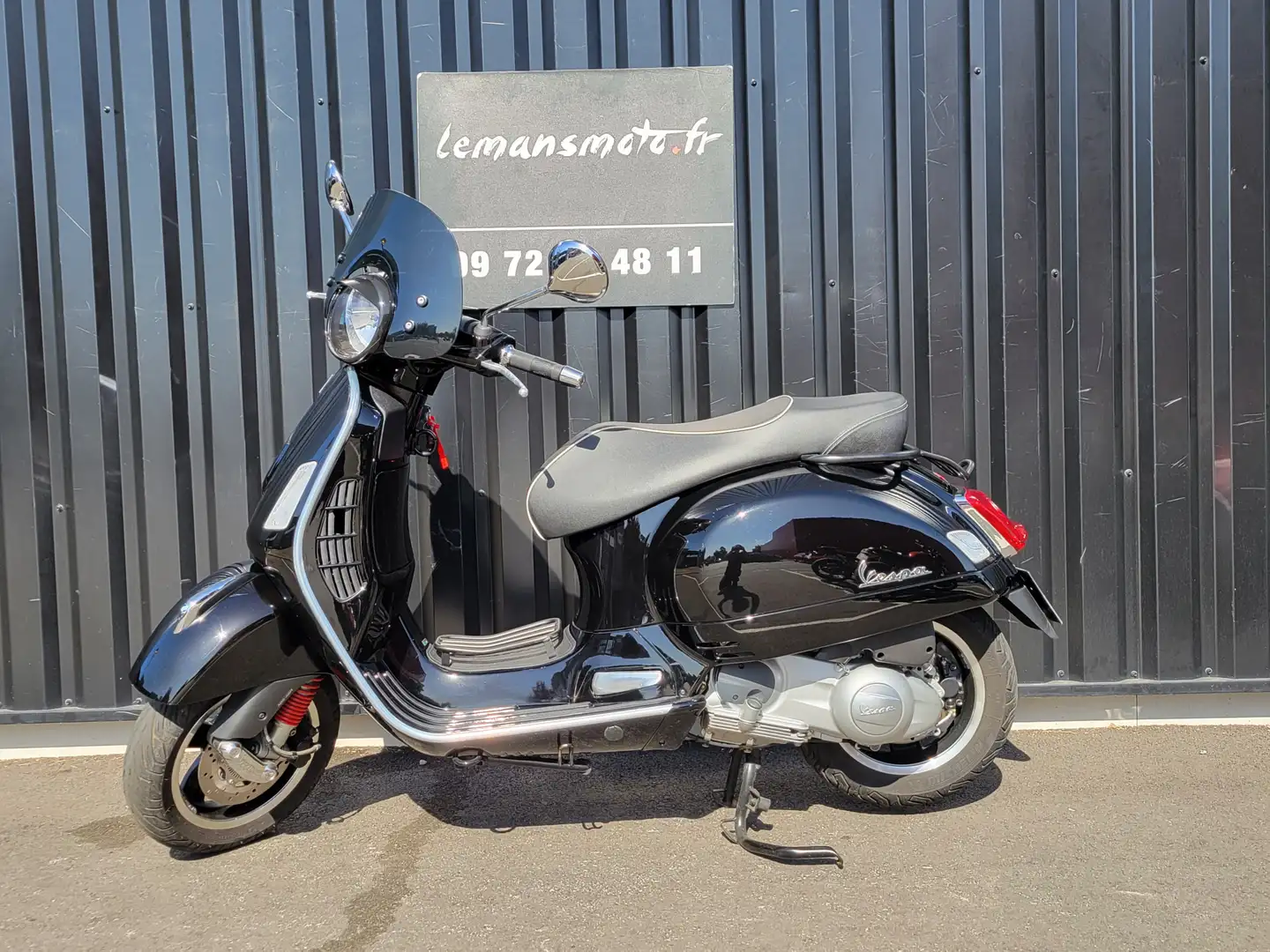 Piaggio GTS 300 Noir - 2