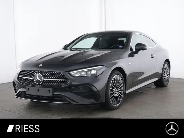 Mercedes-Benz CLE 300 e AMG Sport Premium Distr Pano 360 19"