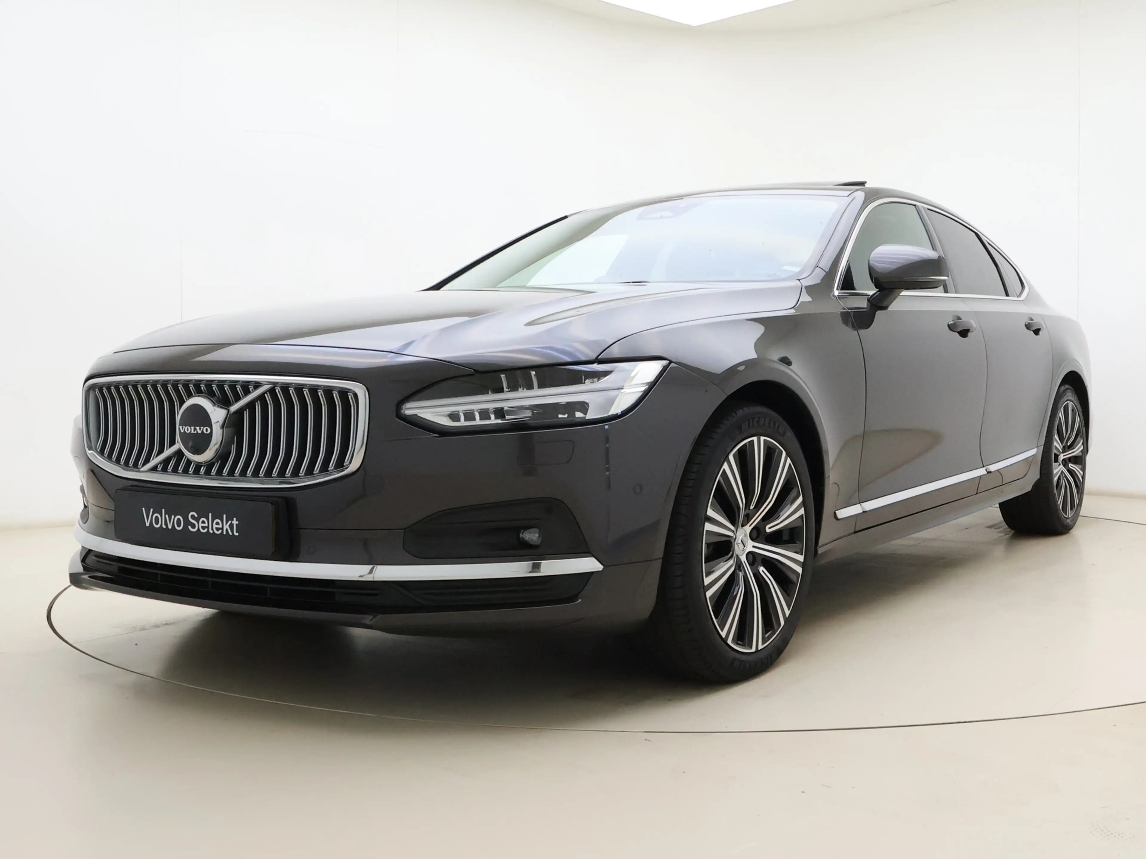 Volvo S90 B4 211pk Ultimate Bright / Luchtvering / Bowers&Wi — photo 11