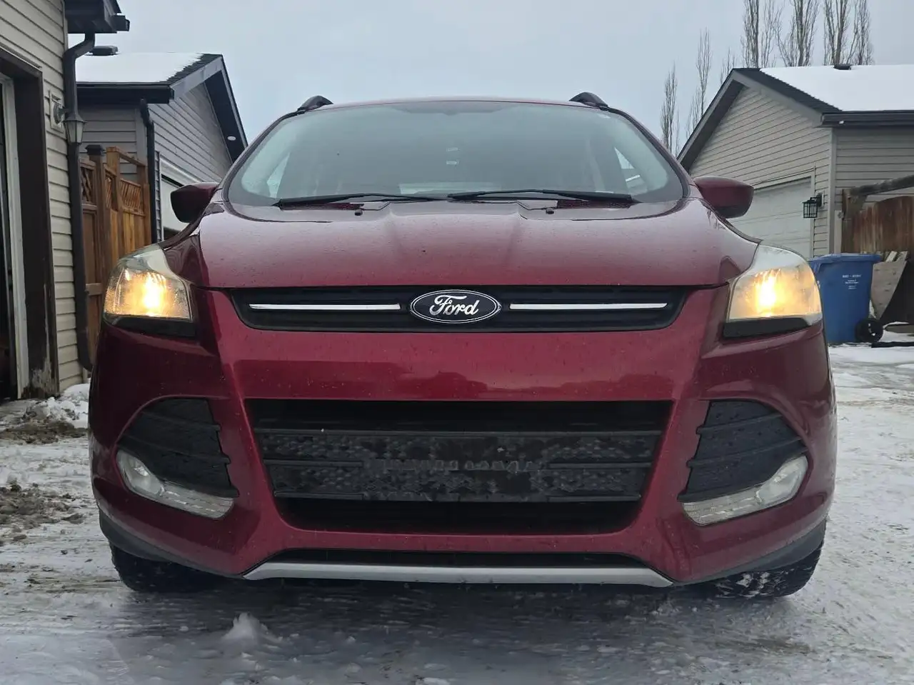 Ford Escape снимка Ford Escape
