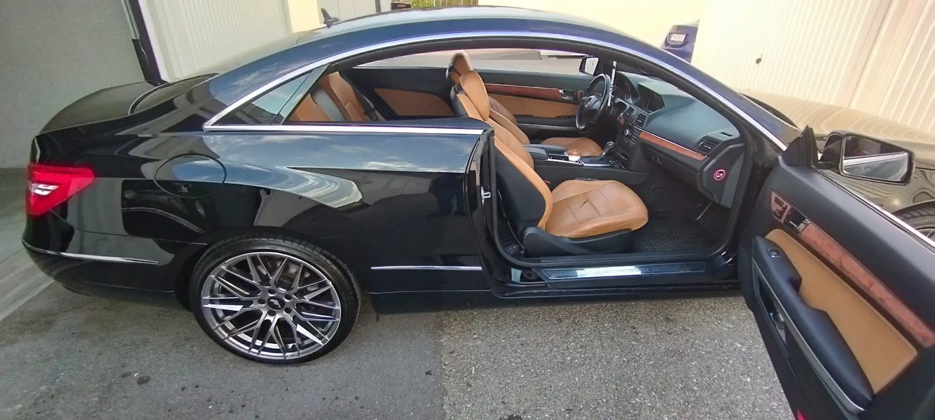 Mercedes-Benz E 350 BlueEfficiency CDI Aut. - 2