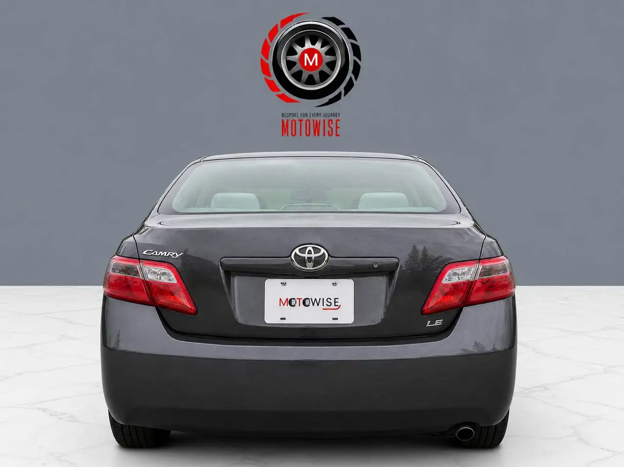 Toyota Camry снимка Toyota Camry