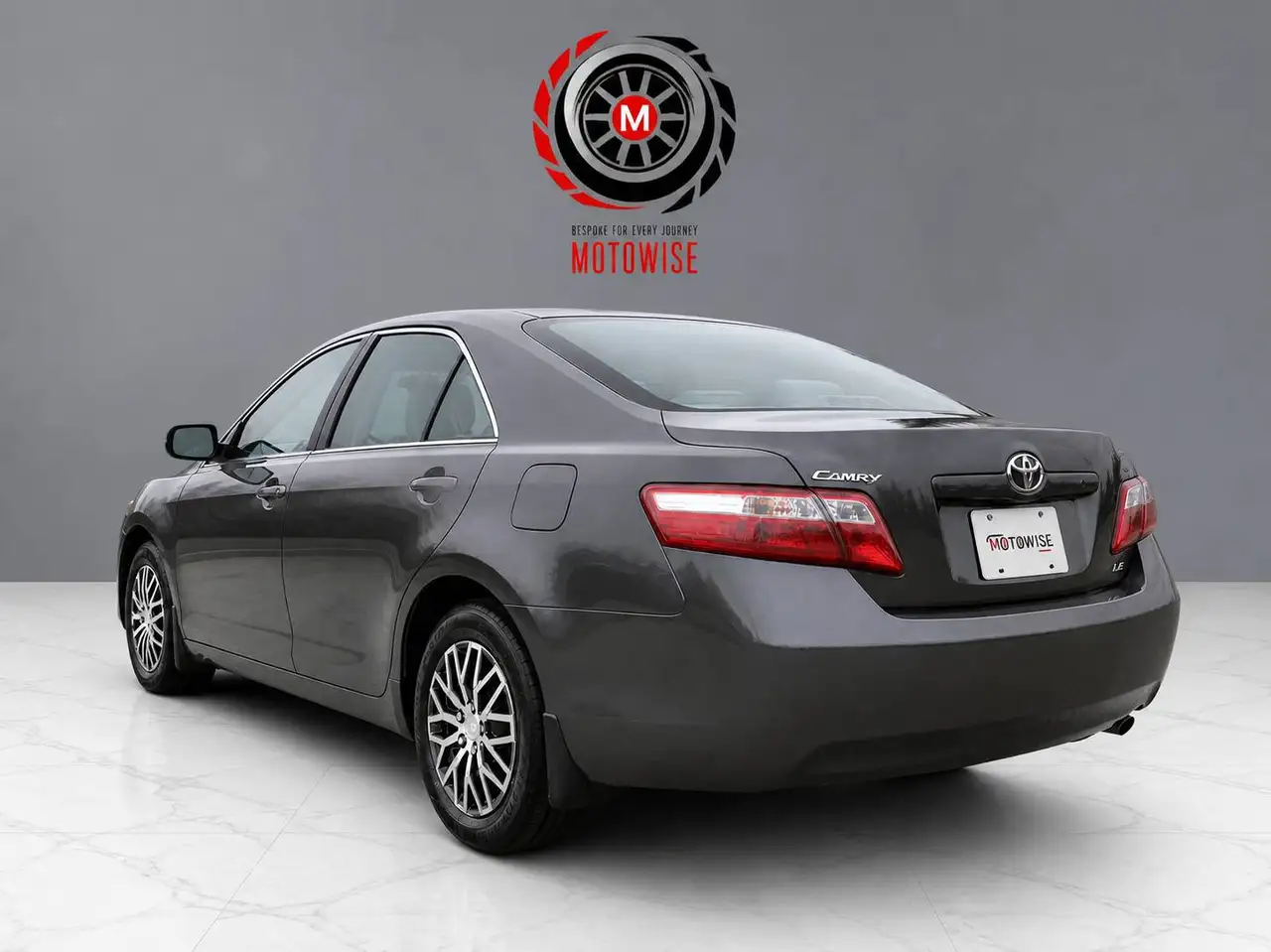 Toyota Camry снимка Toyota Camry