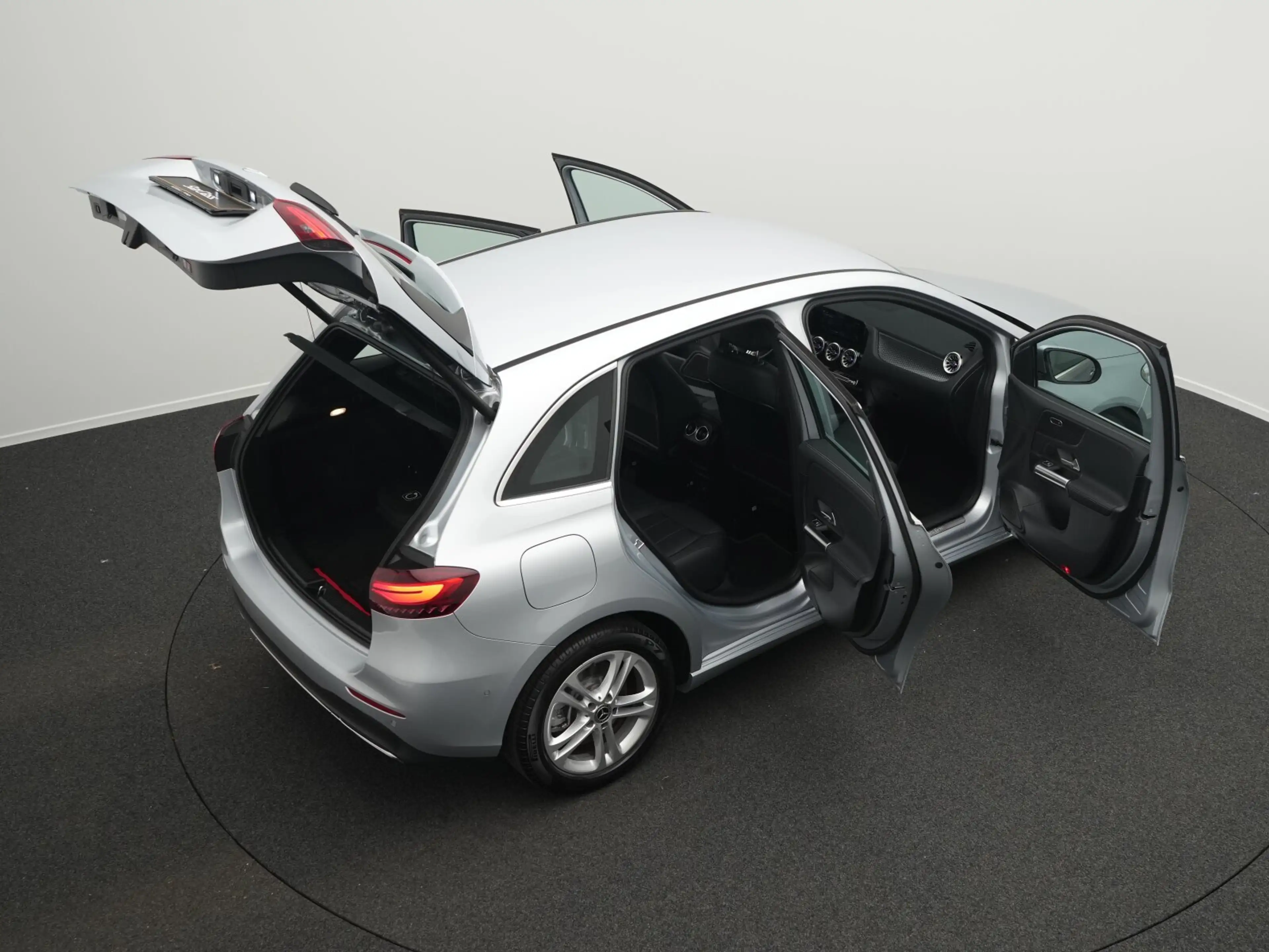 Mercedes-Benz B 250 B 250 e Progressive LED+Kamera+Keyless+AHK Navi — photo 15