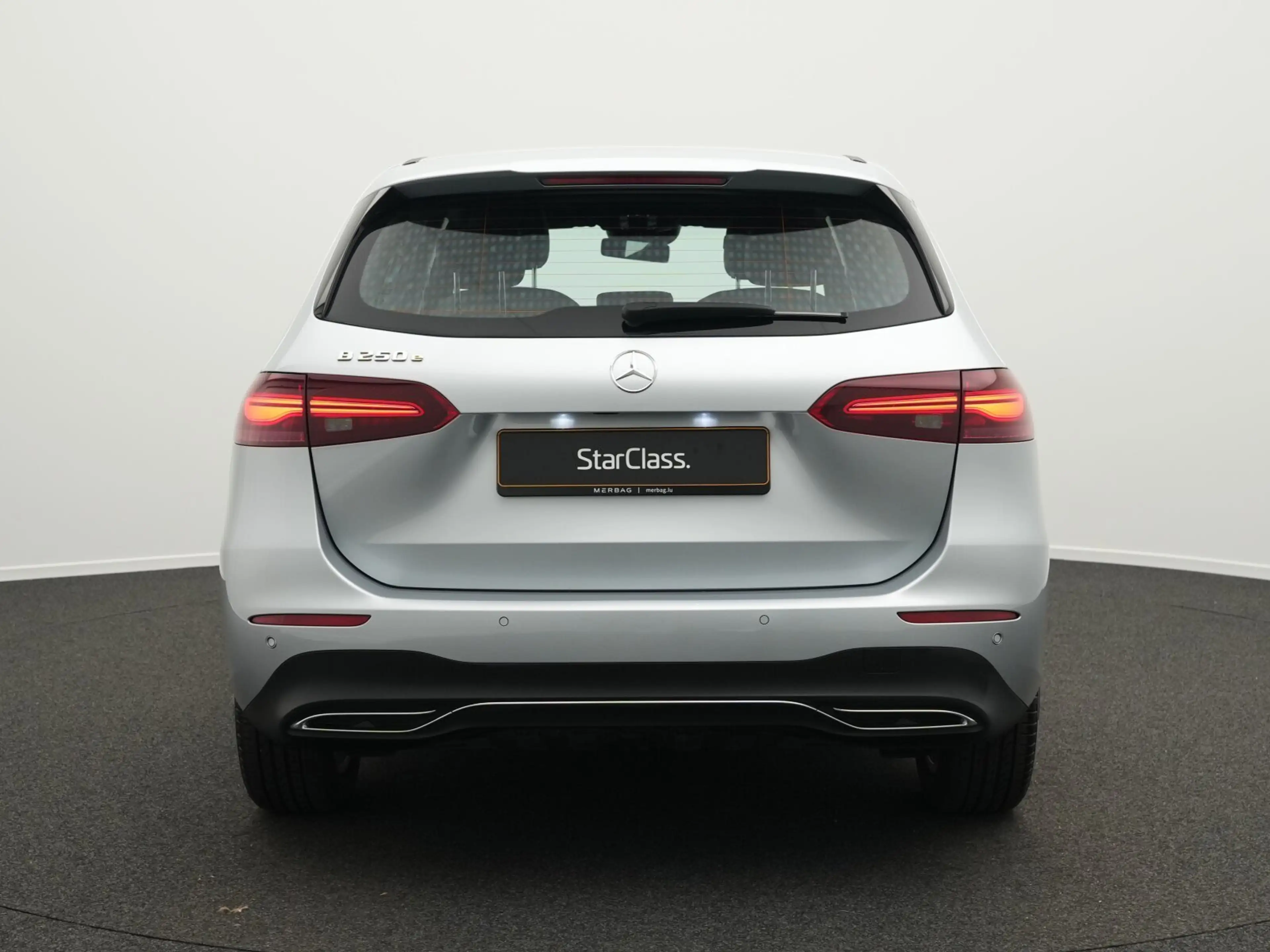 Mercedes-Benz B 250 B 250 e Progressive LED+Kamera+Keyless+AHK Navi — photo 4