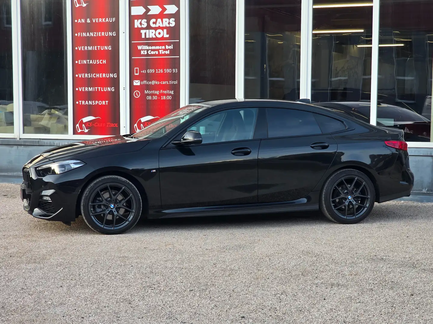 BMW 218 Gran Coupe 218 i M Sport Connected Professional Schwarz - 2