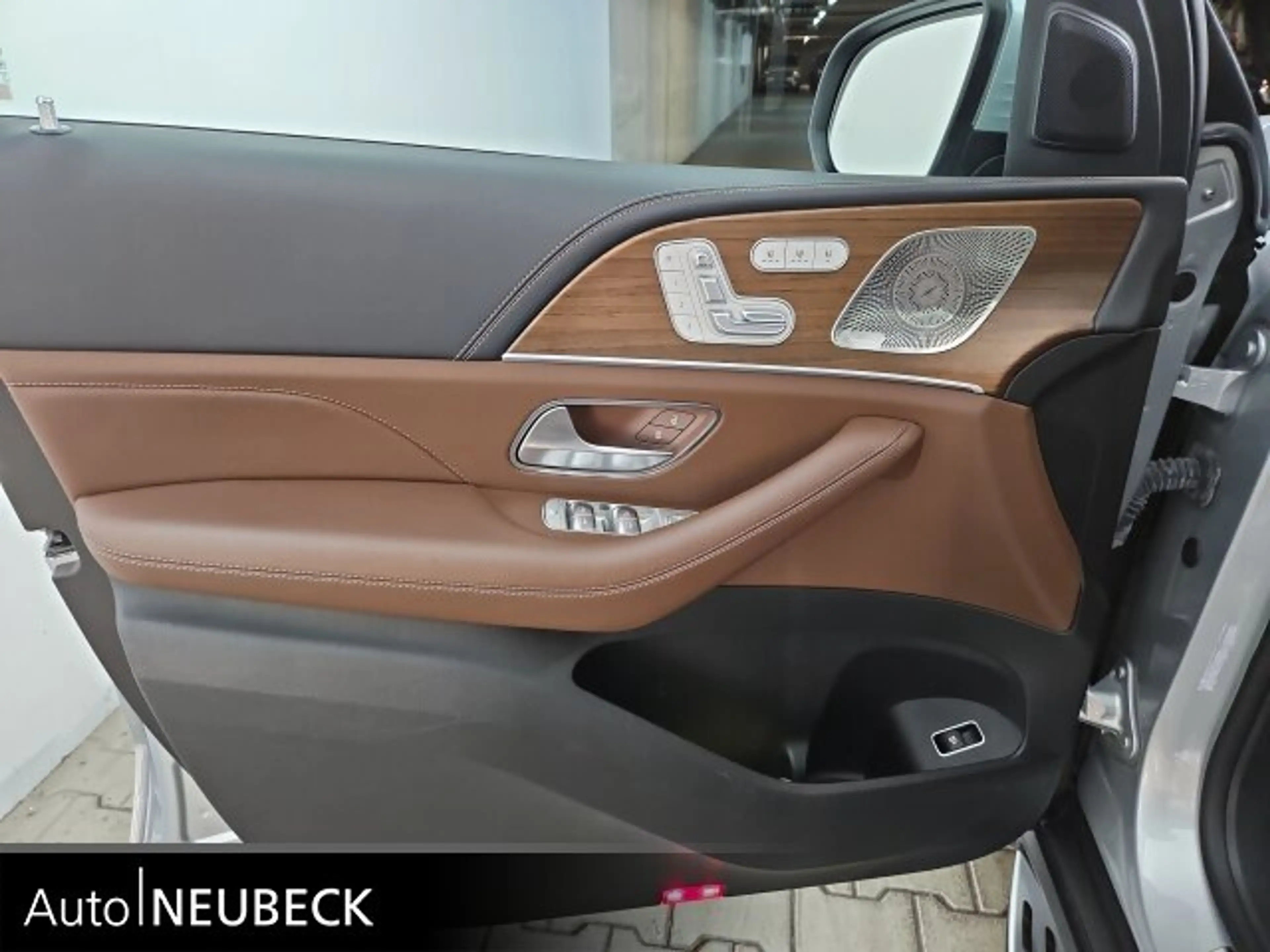 Mercedes-Benz GLS 450 GLS 450 d 4M Premium+/E-Active/AHK/Pano/Fondkomf — photo 12