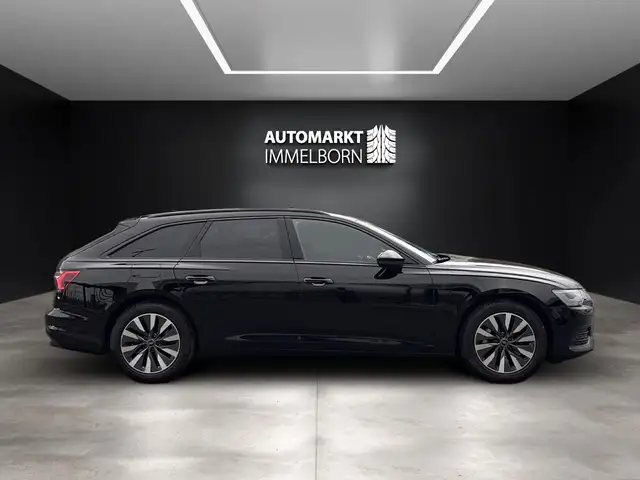 Audi A6 view 11
