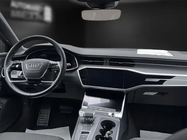 Audi A6 view 13