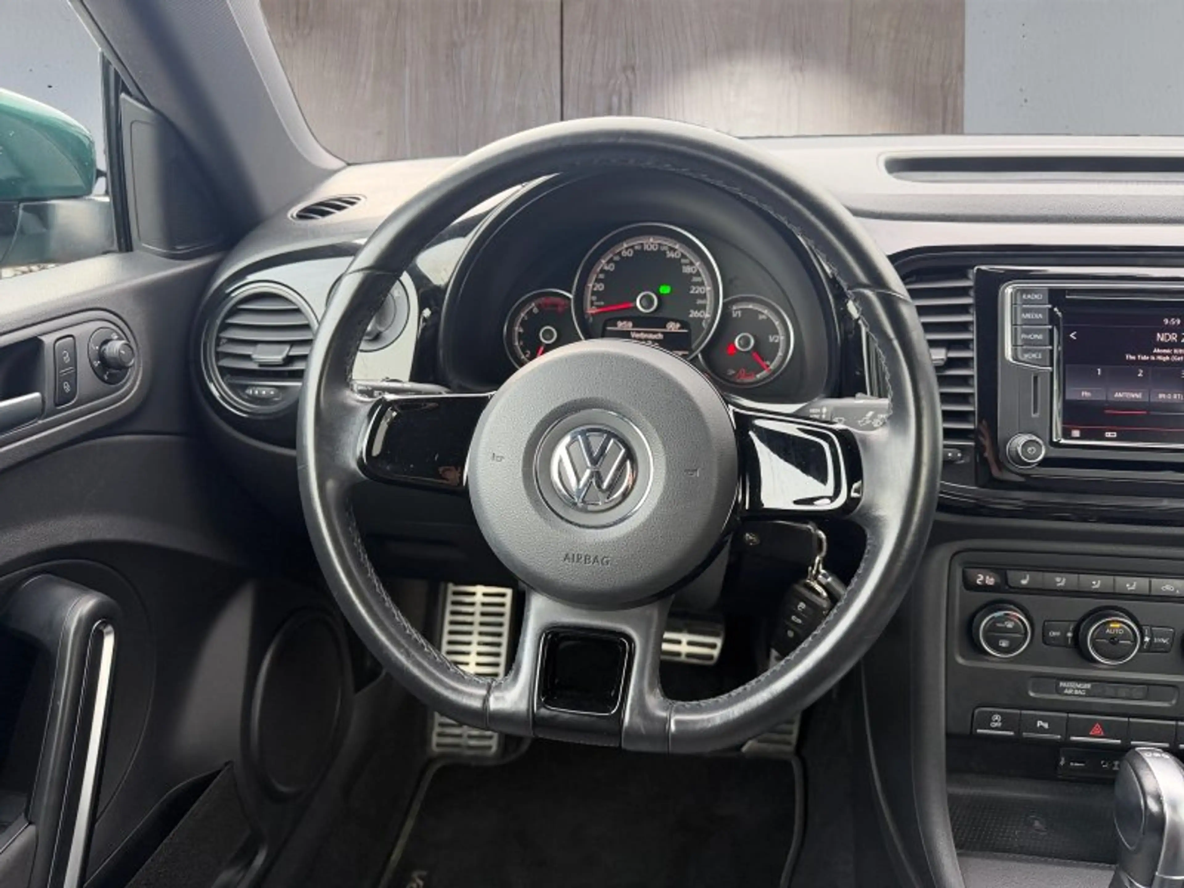 Volkswagen Beetle 1.2TSI DSG SHZ/Stdhzg./Tempomat — photo 12