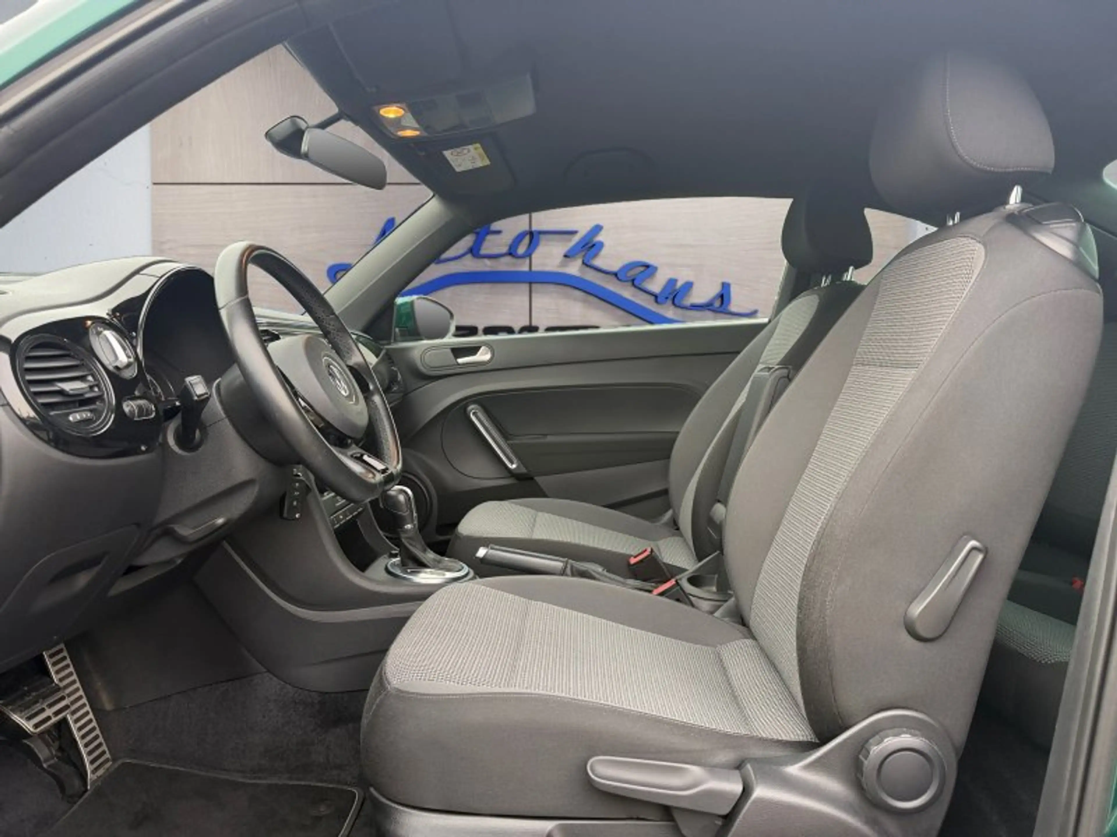 Volkswagen Beetle 1.2TSI DSG SHZ/Stdhzg./Tempomat — photo 9