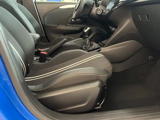 Opel Corsa view 13