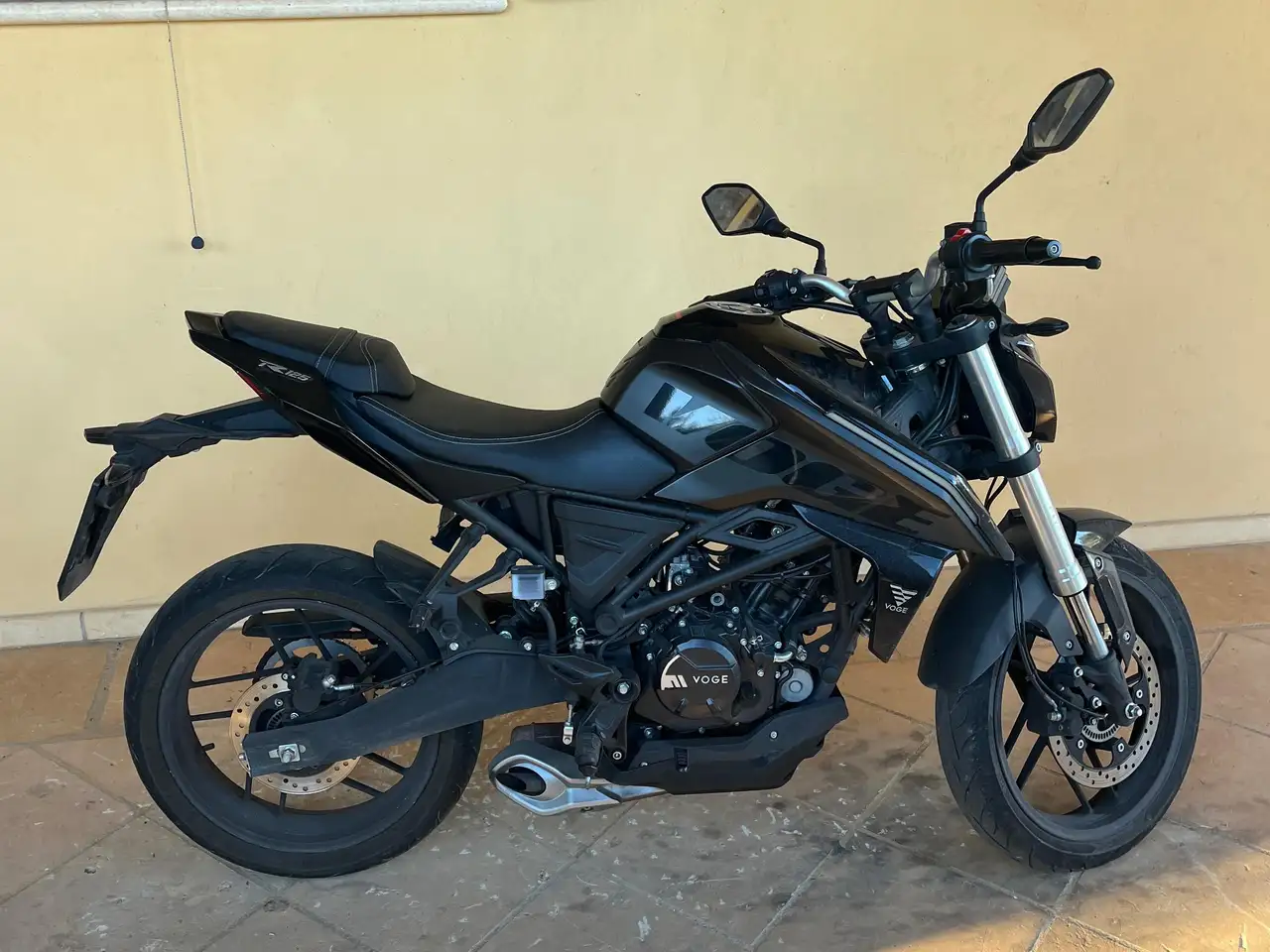 Voge R125