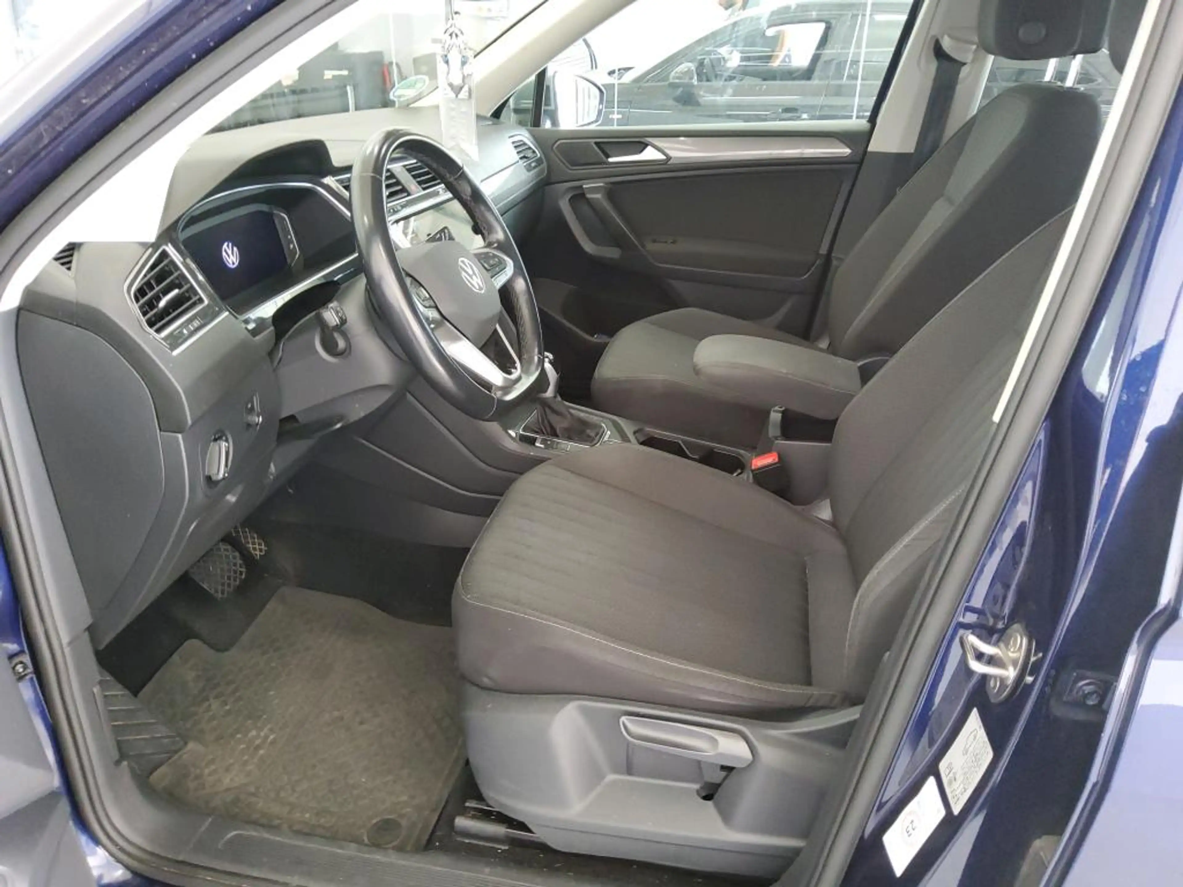 Volkswagen Tiguan Allspace 4Motion*Virtual*Head-Up*DSG*ACC*APP*AHK — photo 6