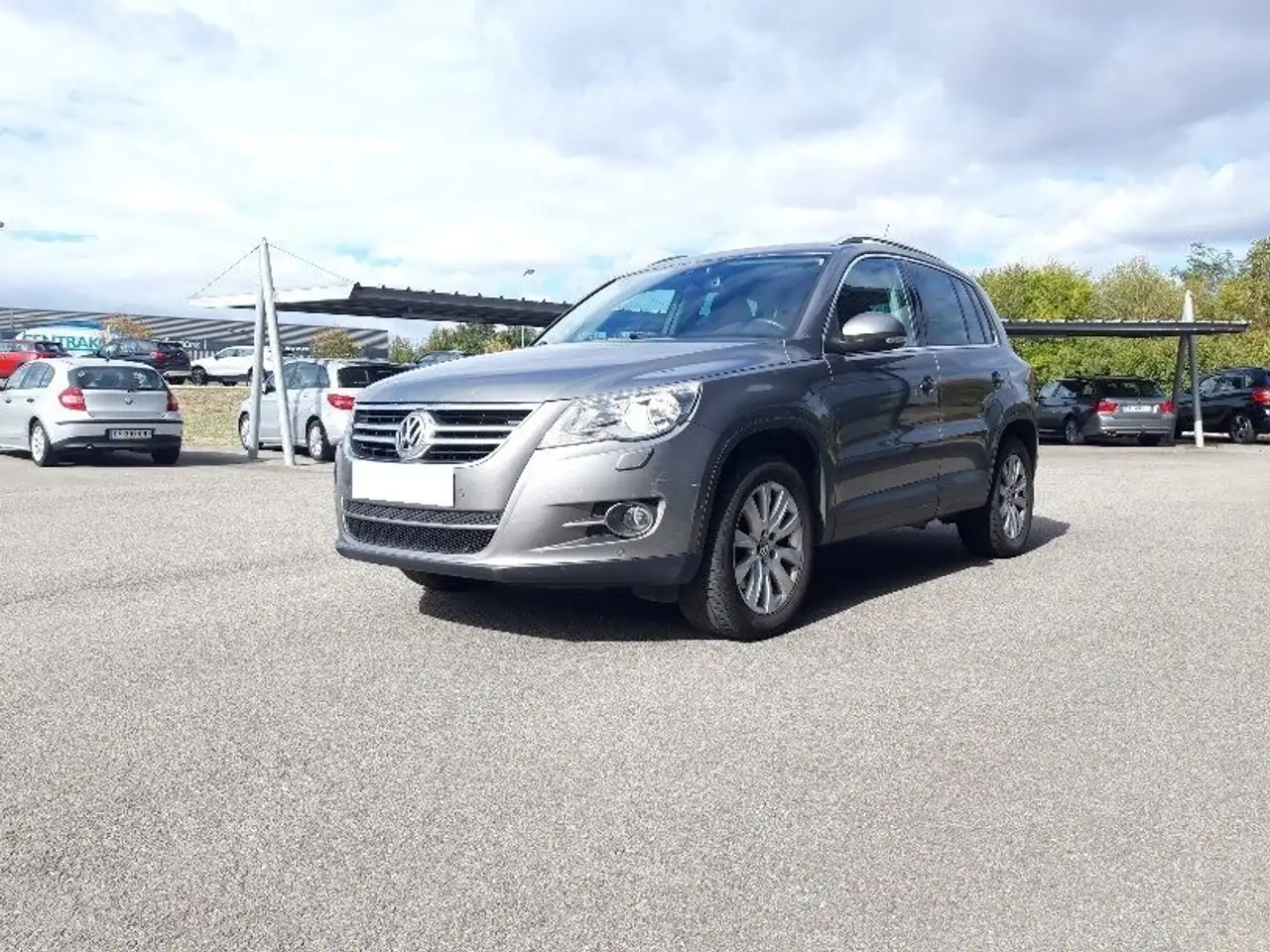 Volkswagen Tiguan 2.0 TDI 140CH BLUEMOTION FAP SPORTLINE