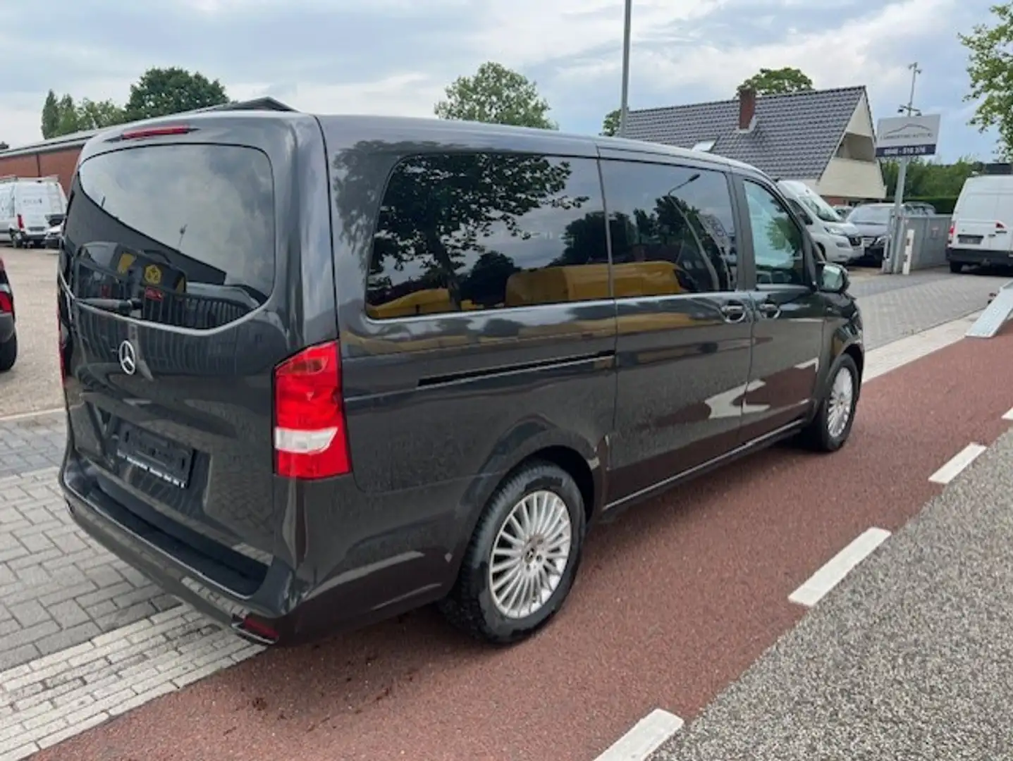 Mercedes-Benz V 220 220d Lang Edition AUT. PKW 7P NAVI KLIMA CAM. Grijs - 2