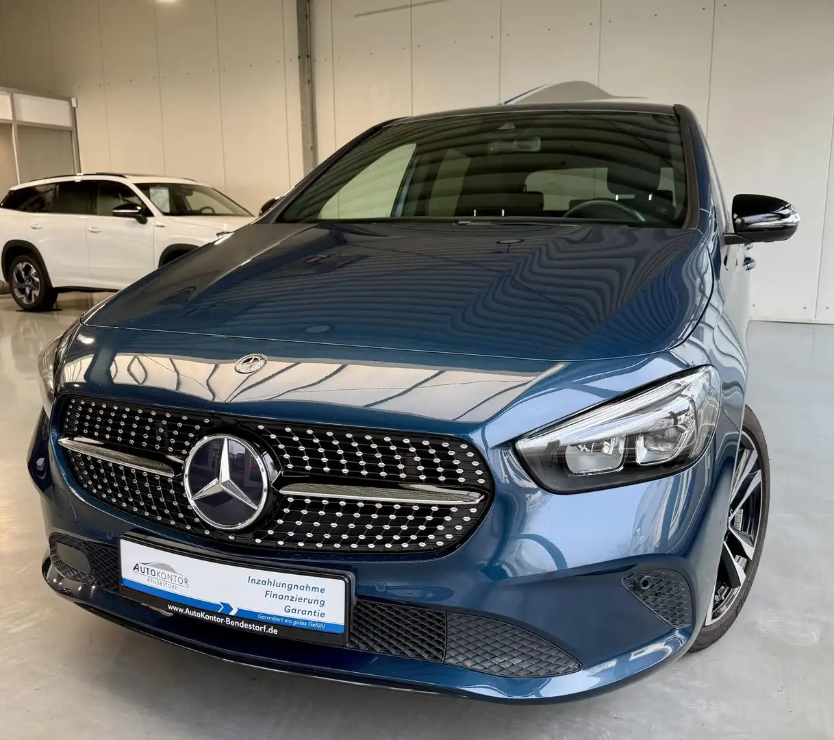 Mercedes-Benz B 220 4Matic Sport Autom.,. Nightpaket *LED *Navi *Kamer Blau - 2