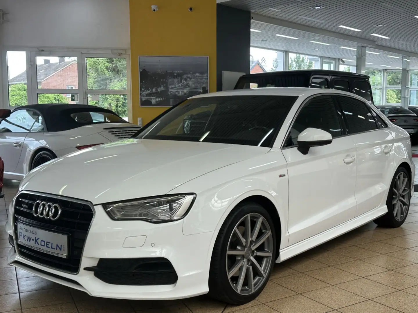Audi A3 2.0 TDi DSG Qu. S-LiNE *LEDER*NAVi*LED*B&O* Weiß - 1