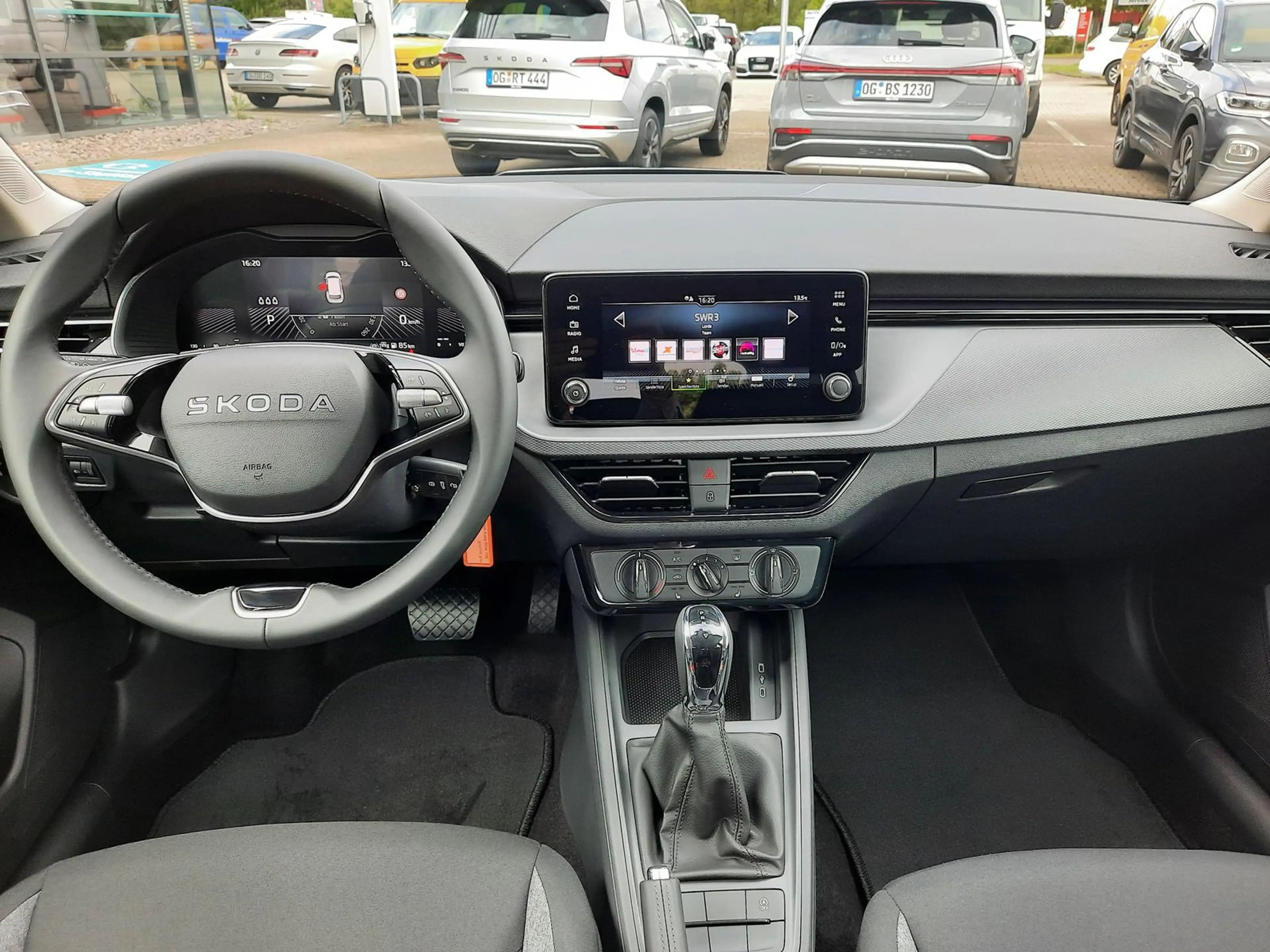 Skoda Kamiq 1.0 TSI Essence DSG *LED*AHK*DAB*Alu*GV5 — photo 14