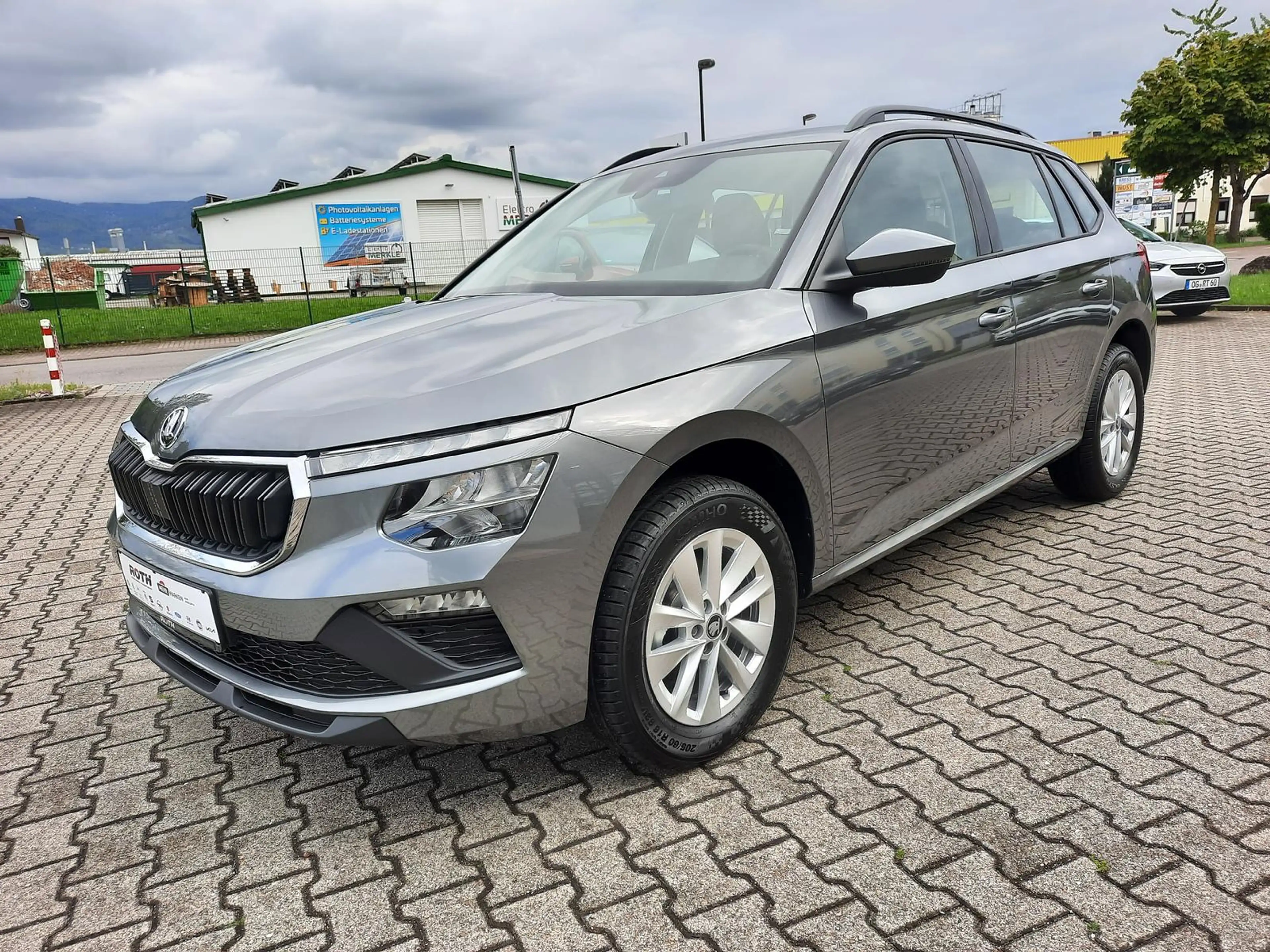 Skoda Kamiq 1.0 TSI Essence DSG *LED*AHK*DAB*Alu*GV5 — photo 3