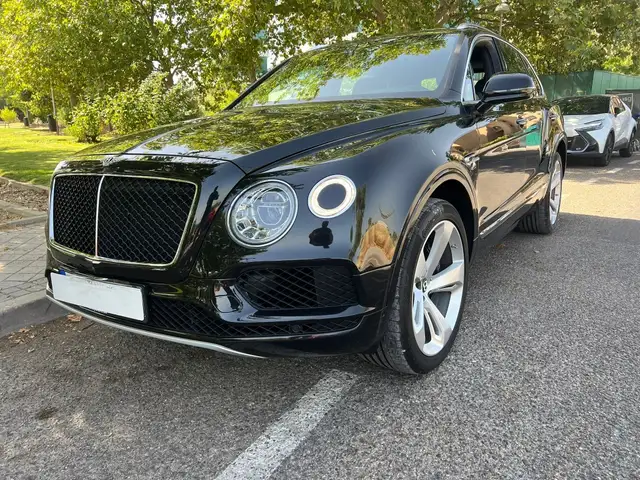 Bentley Bentayga V8