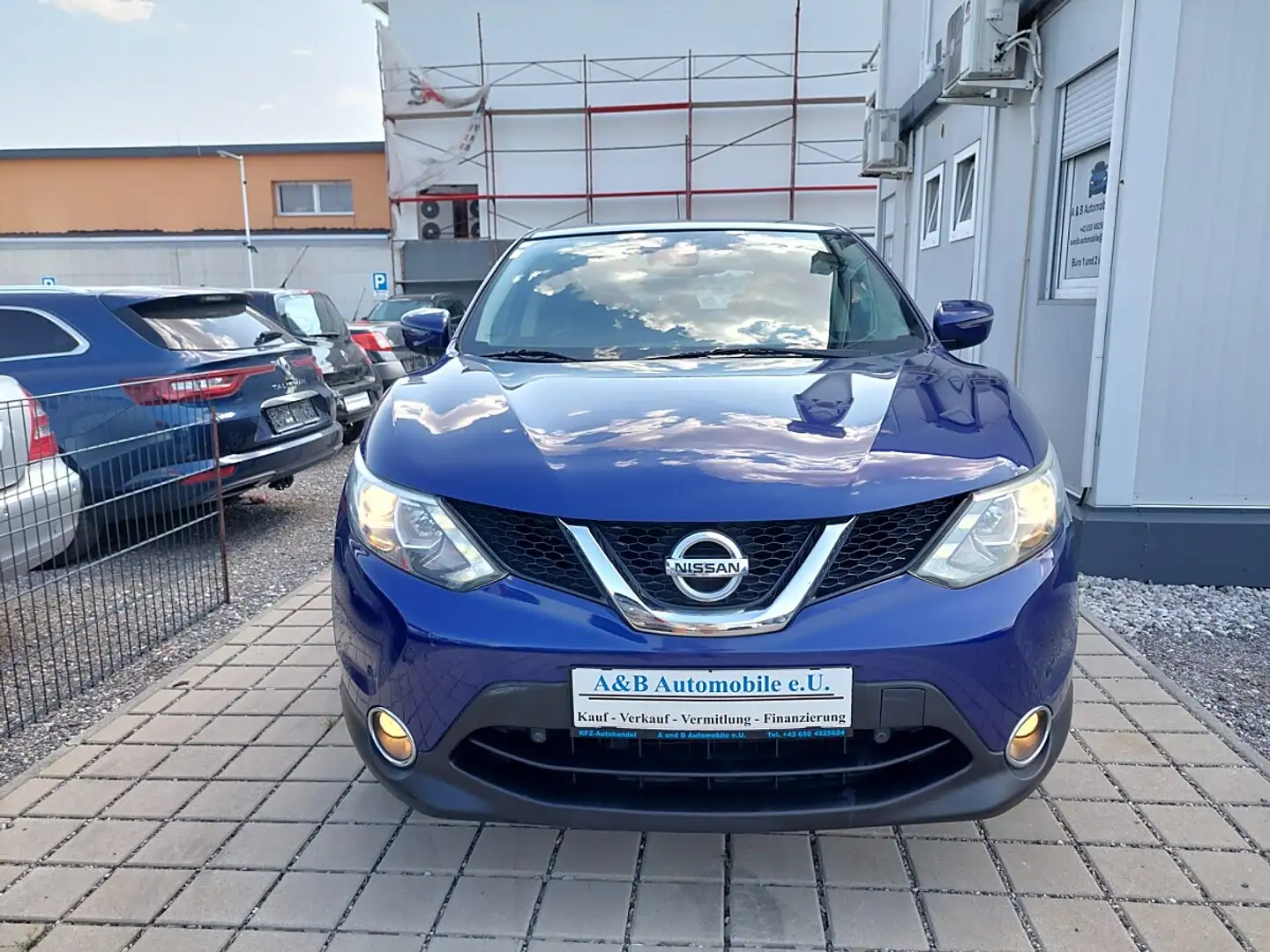 Nissan Qashqai 1,6 dCi Acenta 4x4 Erster Besitz Violett - 2