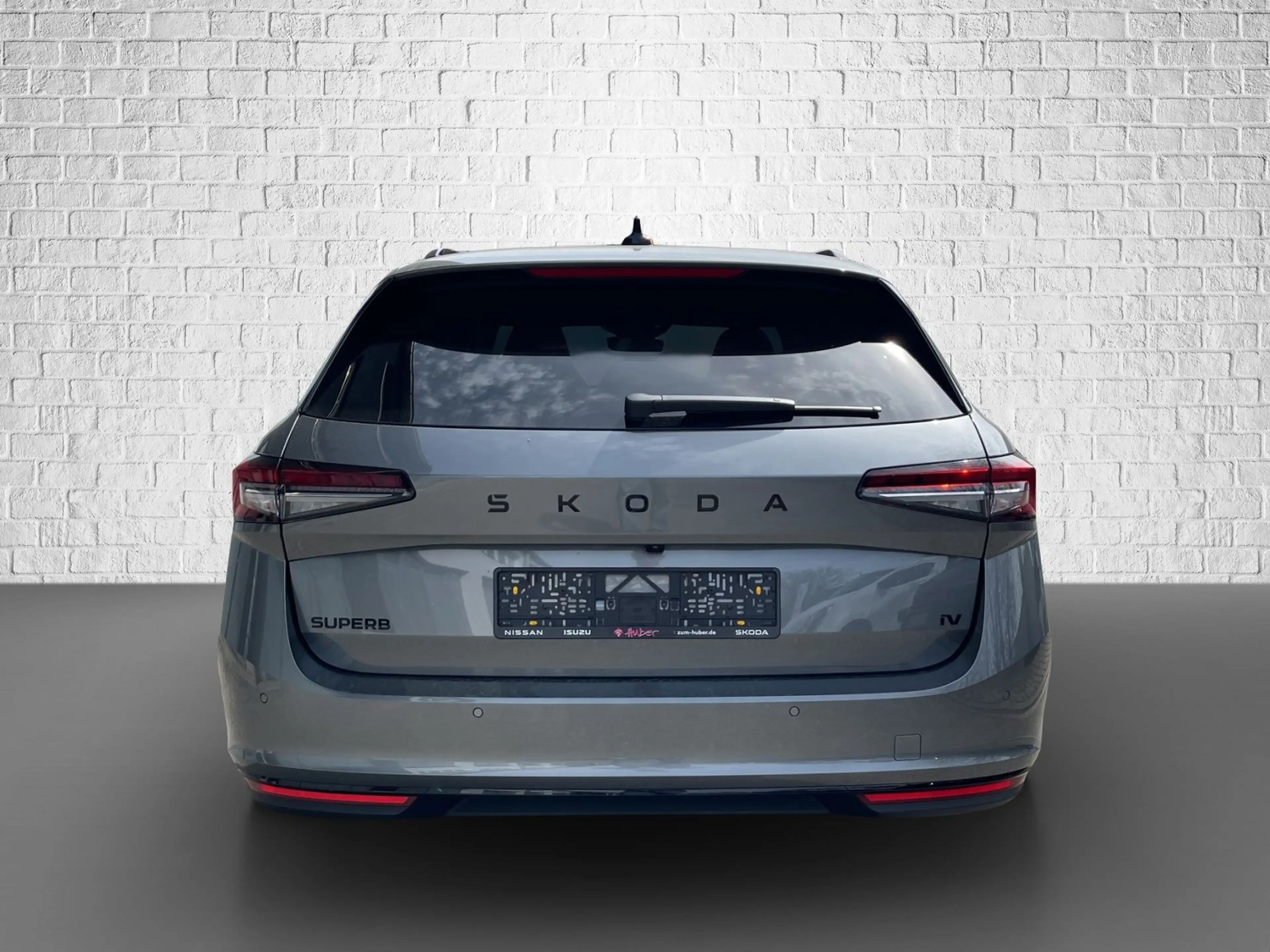 Skoda Superb Combi 1,5 TSI iV DSG - Sportline — photo 4