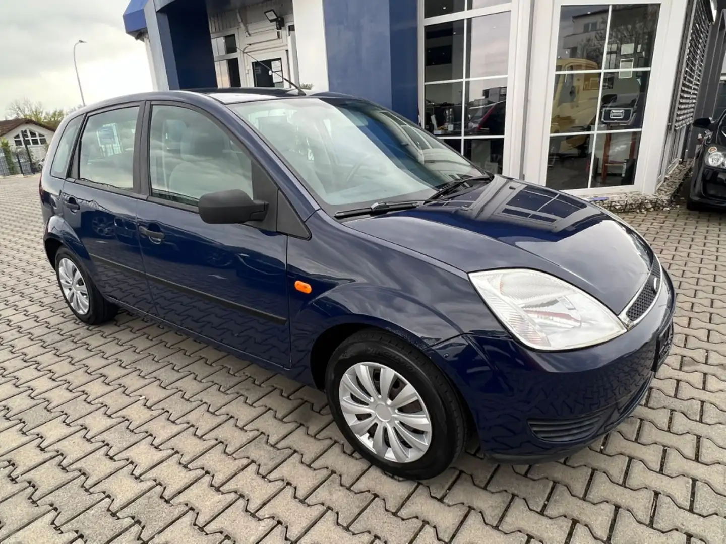 Ford Fiesta ** 4 Türer **TüV ** Blau - 2