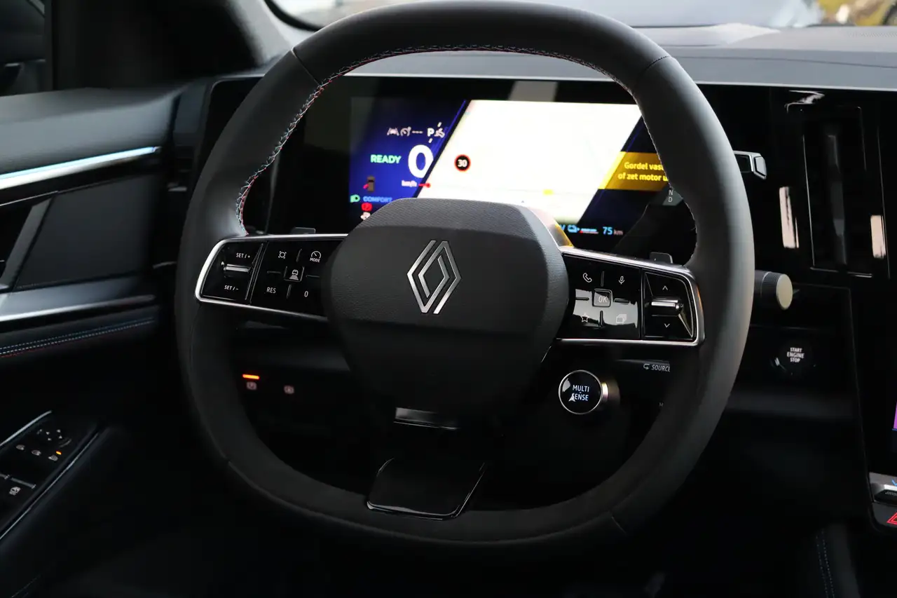 Renault Rafale 1.2 E-Tech 4x4 plug-in hybrid 300pk atelier Alpine 8