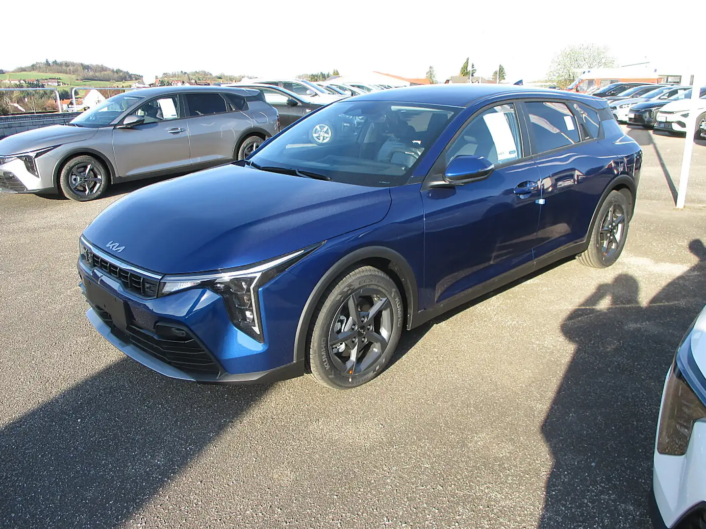 Kia K4 1,0 TGDI 48V Silber Blau - 1