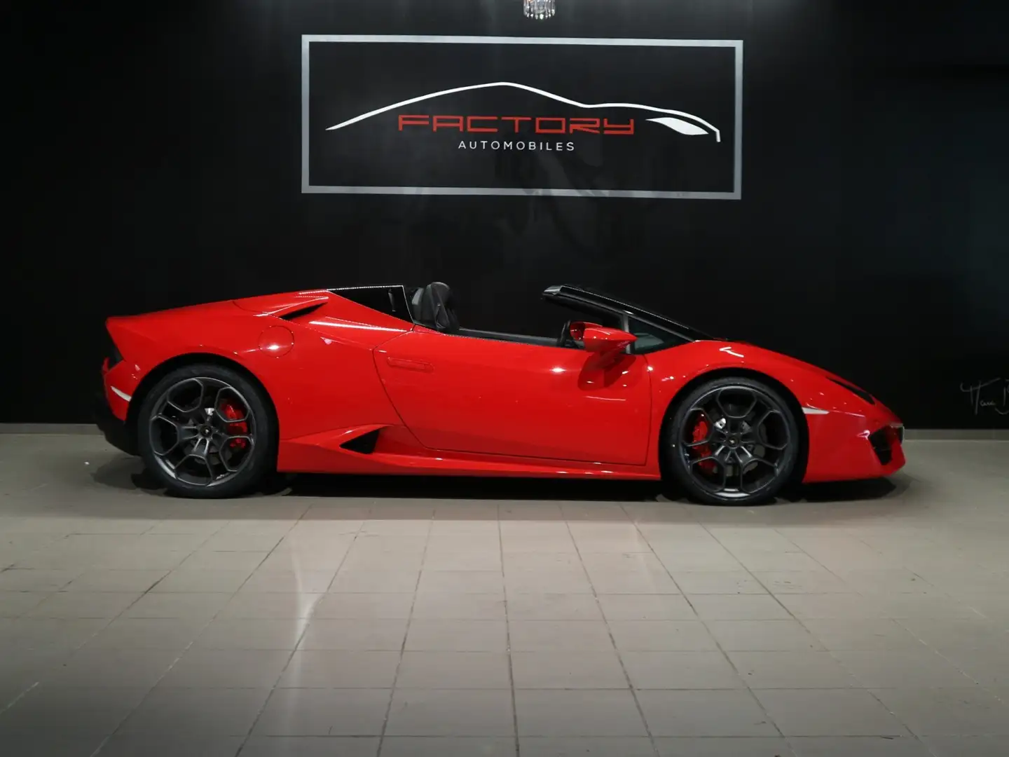 Lamborghini LP 580-2 Красный - 2