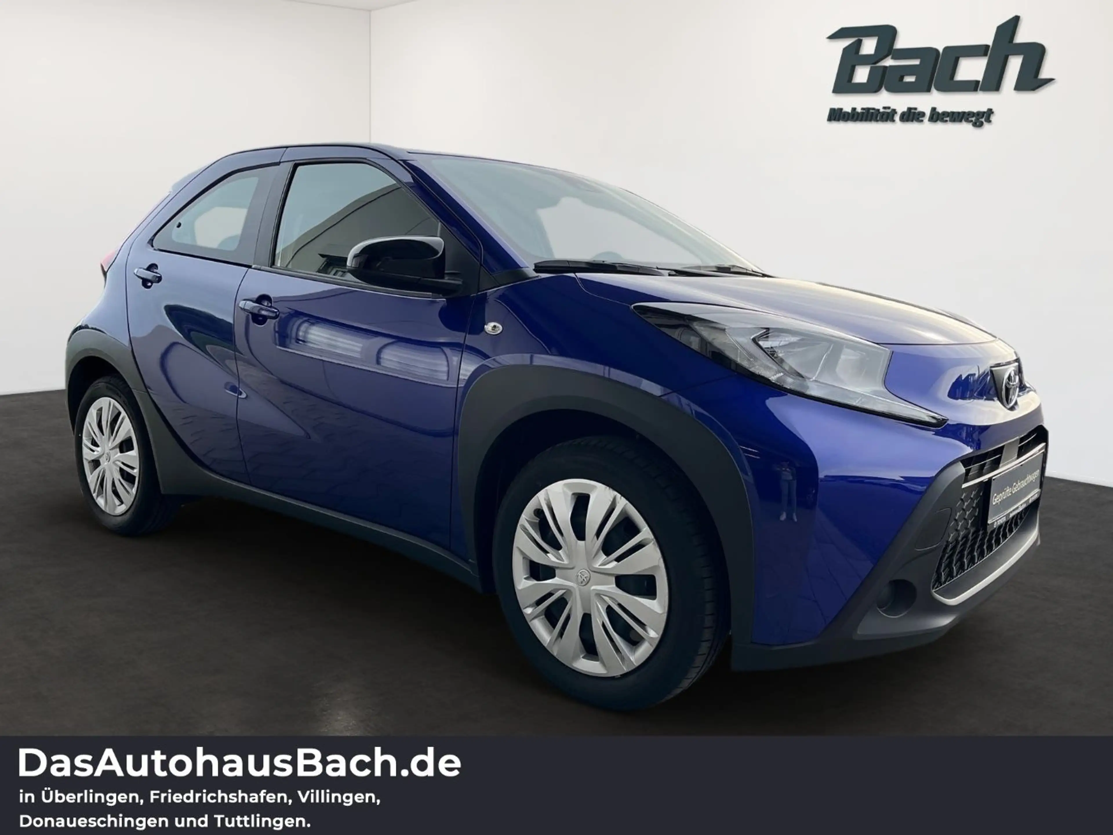 Toyota Aygo X 1.0 l Play 5 M/T — photo 2