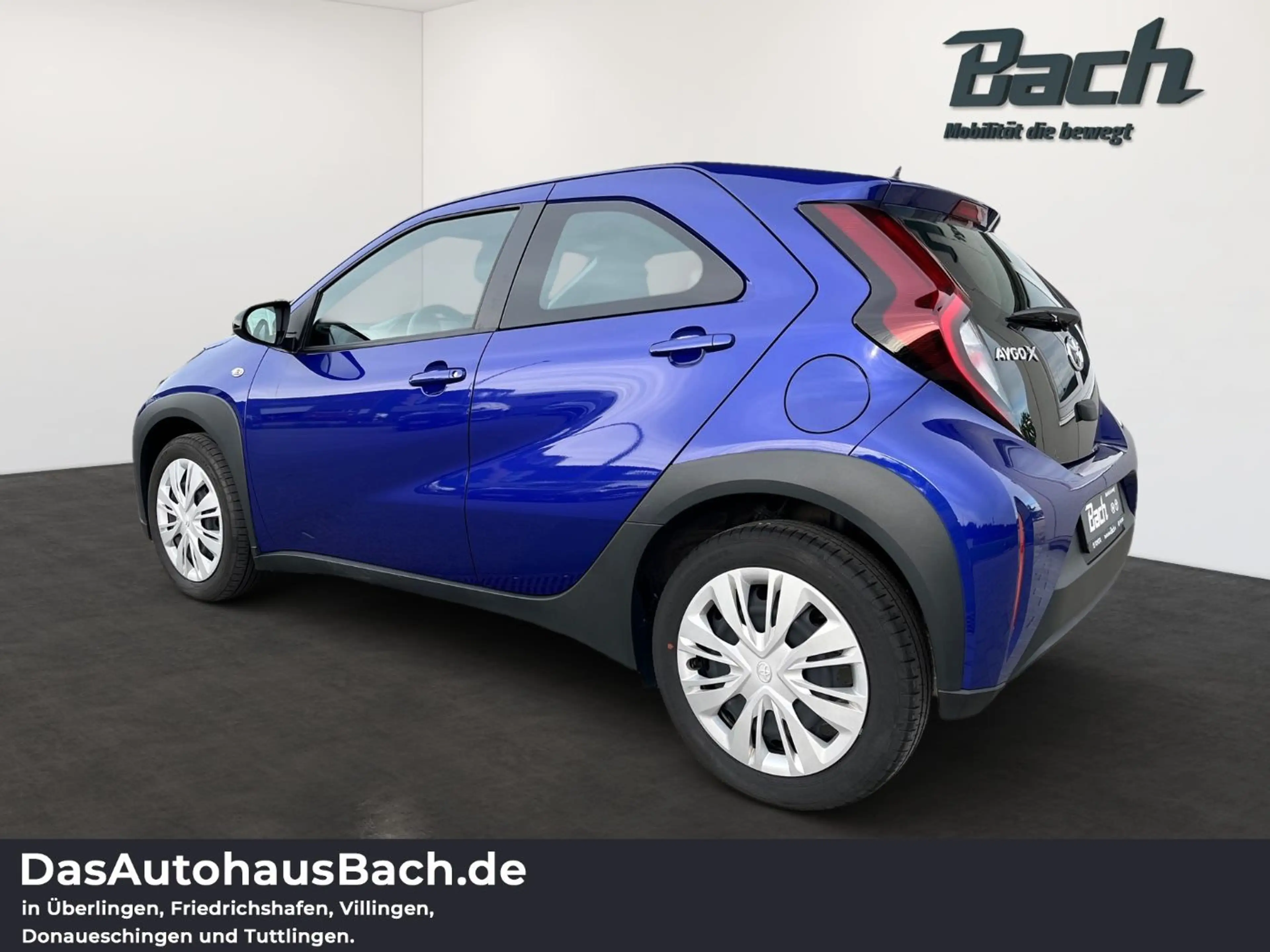 Toyota Aygo X 1.0 l Play 5 M/T — photo 4