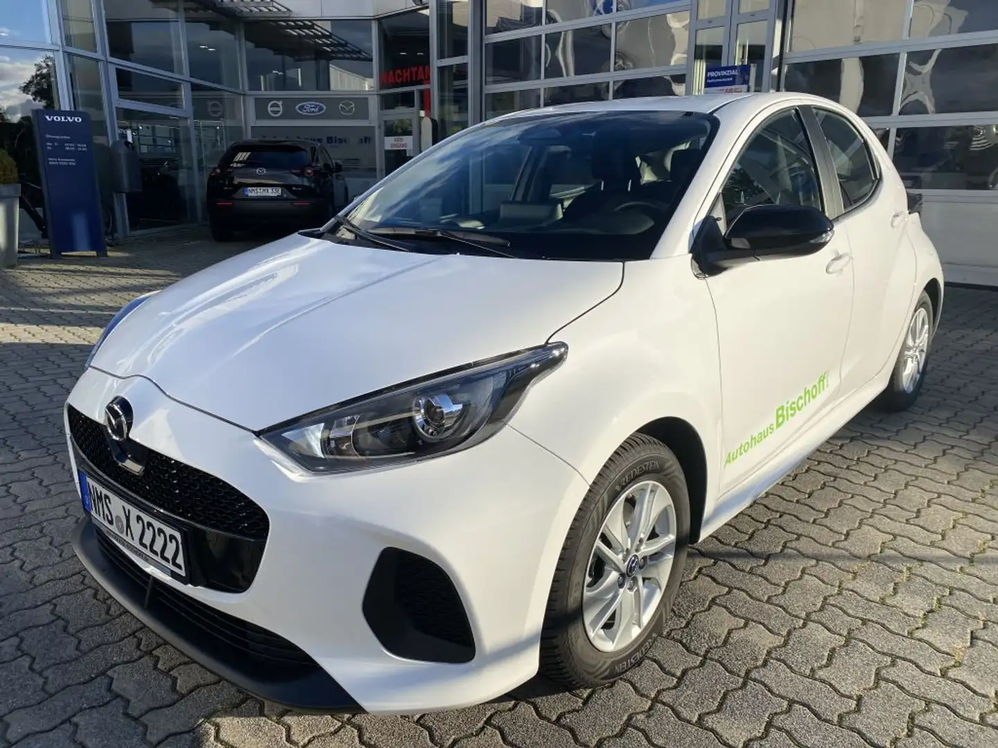 Mazda 2 Hybrid 1.5 VVT-i 116 CVT CENTRE-LINE Weiß - 1