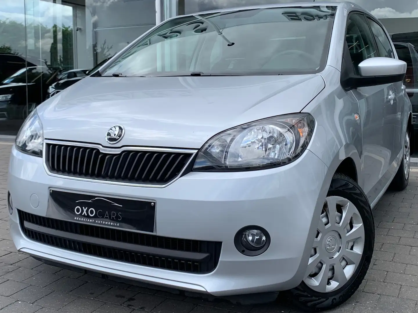 Skoda Citigo 1.0i / Boite Auto / Gps / Airco / Bluetooth / PDC Grijs - 1
