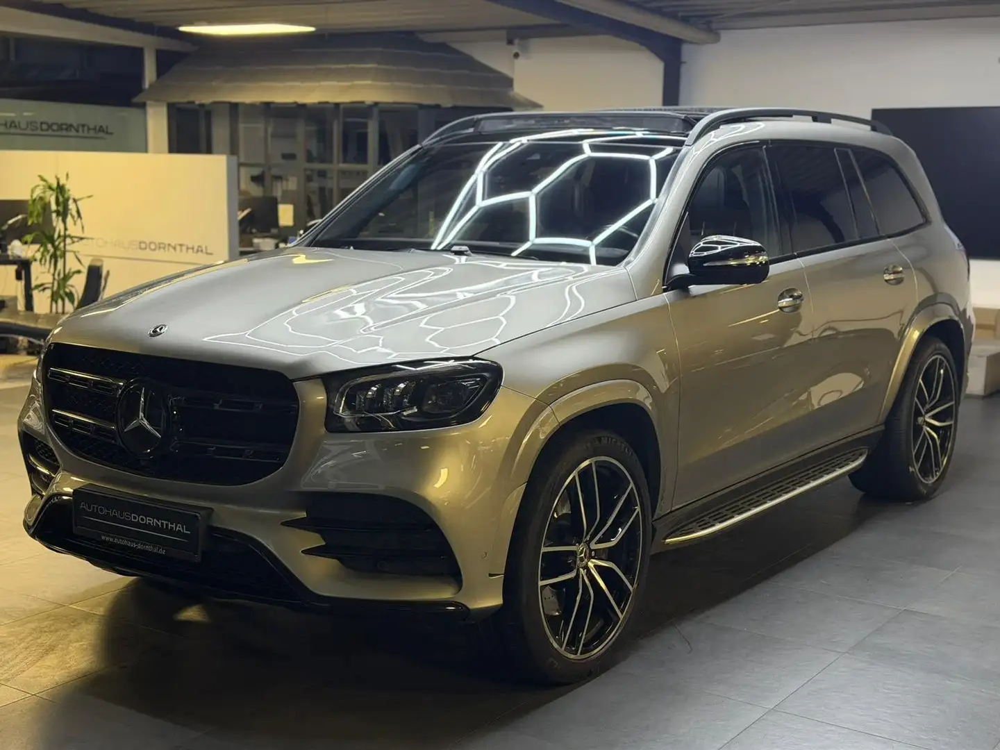 Mercedes-Benz GLS 400 d 4M AMG LINE/PANO/BURM/7-SEATS Zilver - 1