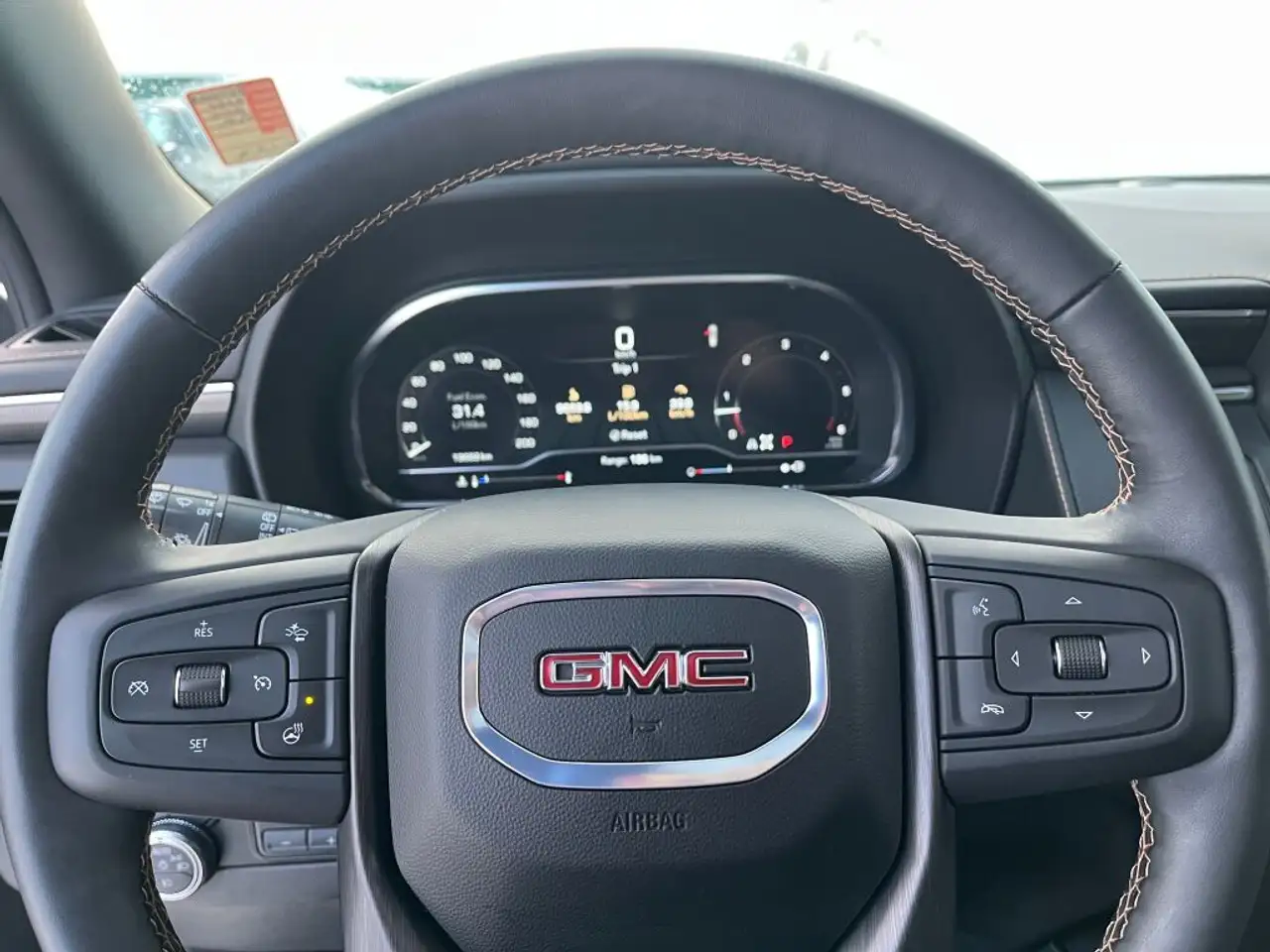 GMC Yukon снимка GMC Yukon