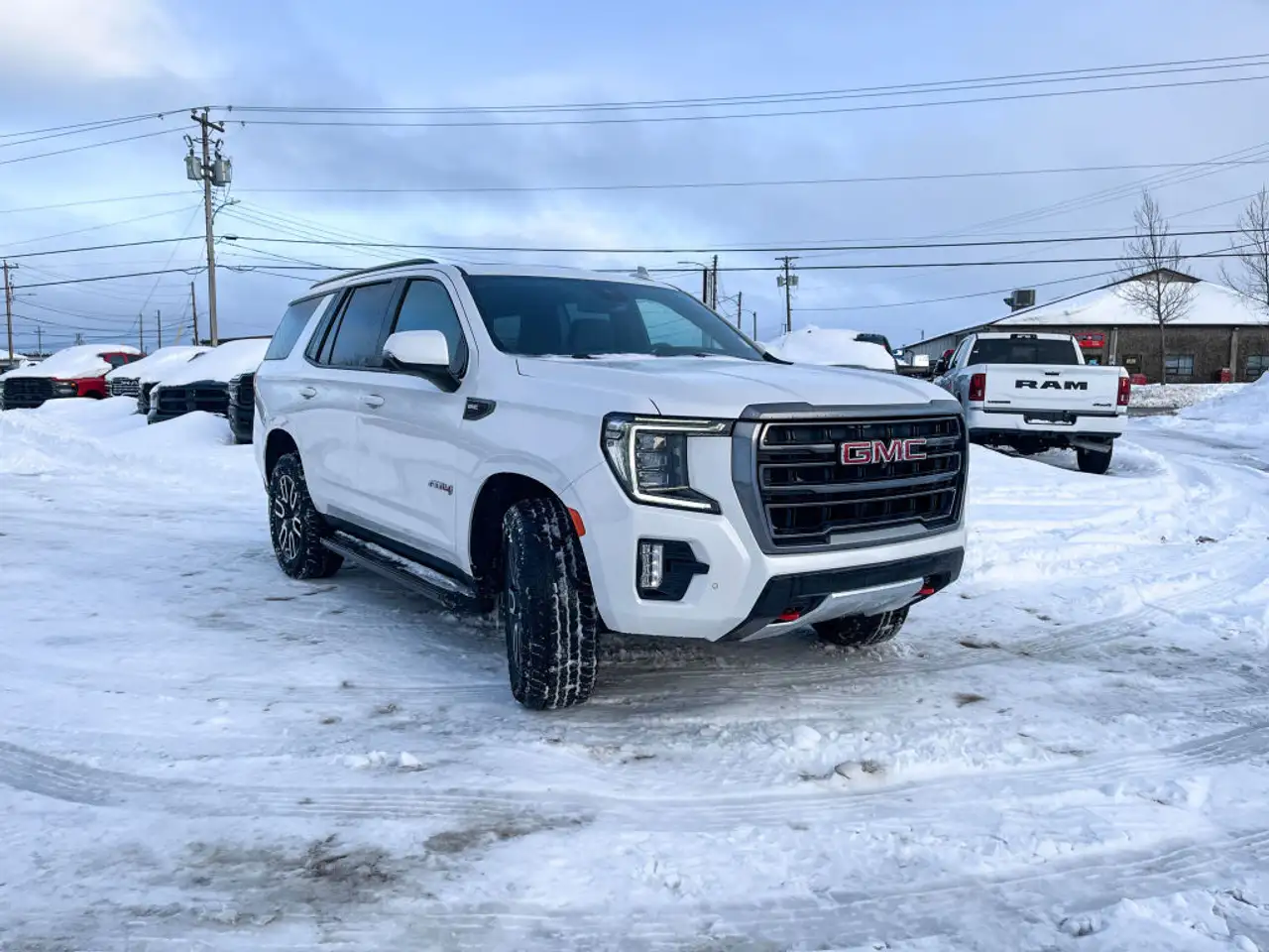 GMC Yukon снимка GMC Yukon