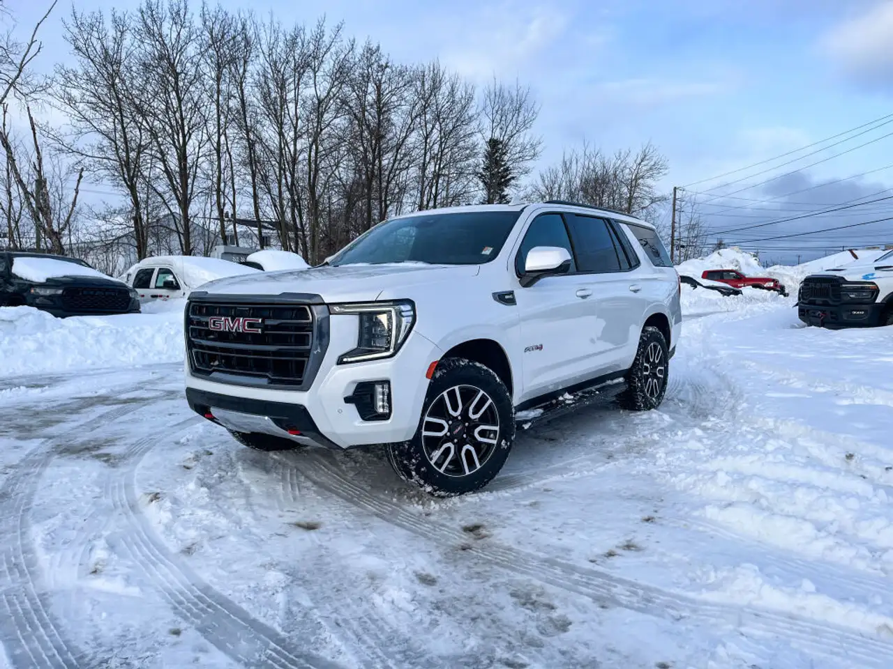 GMC Yukon снимка GMC Yukon