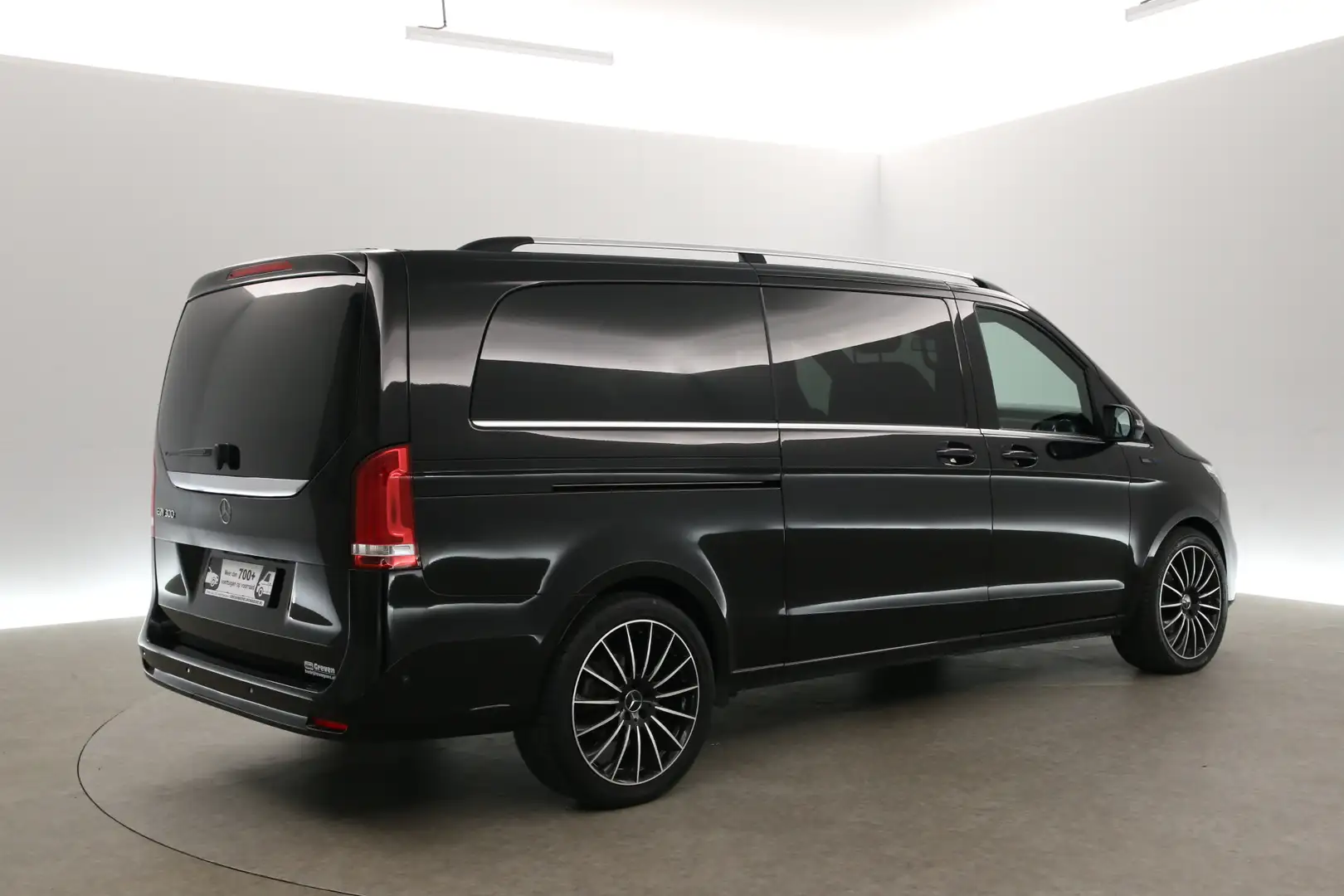 Mercedes-Benz EQV 300 Minibus Avantgarde 100 kWh | SOH 96% | Snelladen | Noir - 2