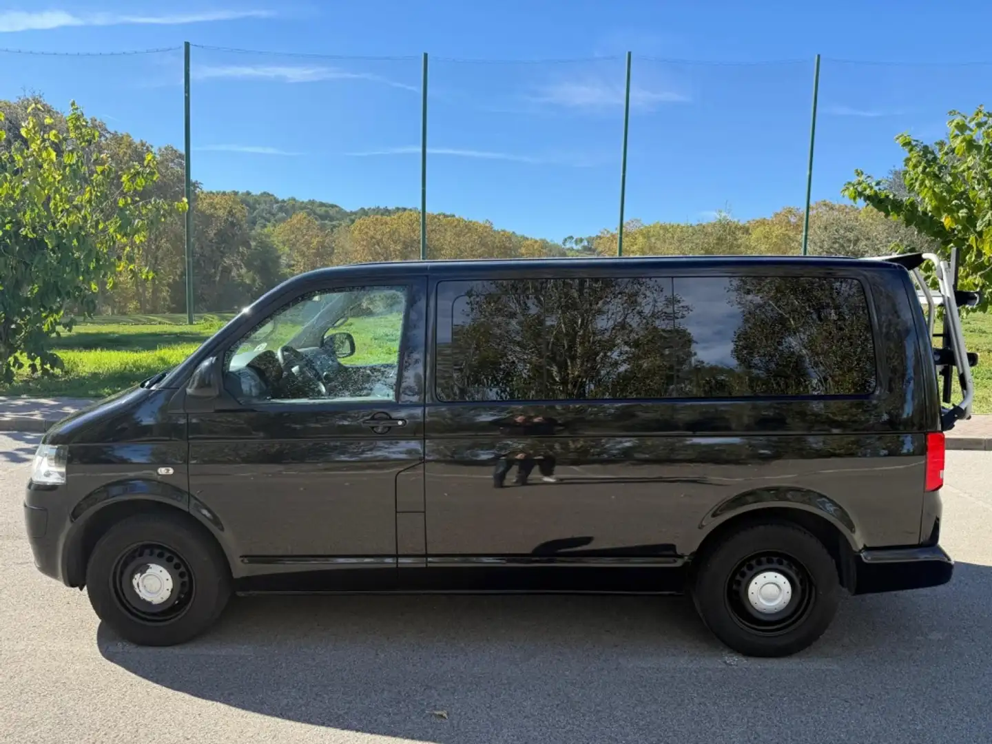 Volkswagen T5 Caravelle 2.0TDI BMT Trendline Ed.4M Negro - 2