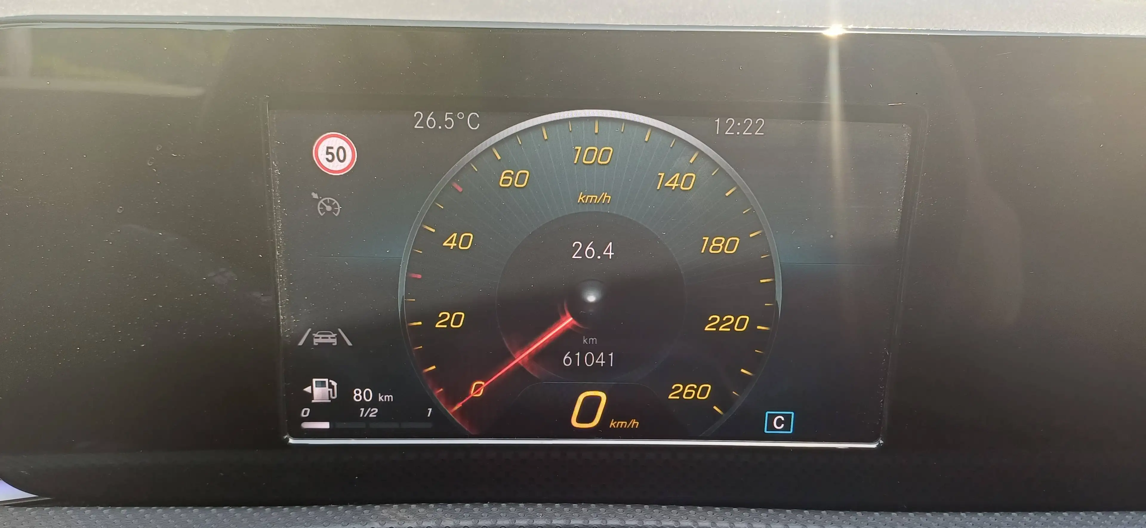 Mercedes-Benz CLA 180 CLA Coupe 180 AMG-Klimaaut-Navi-Leder-Panorama-18" — photo 8
