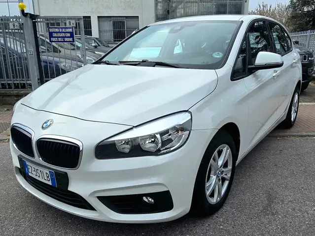 BMW 214 Serie 2 Active Tourer Luxury OK NEOPATENTATI