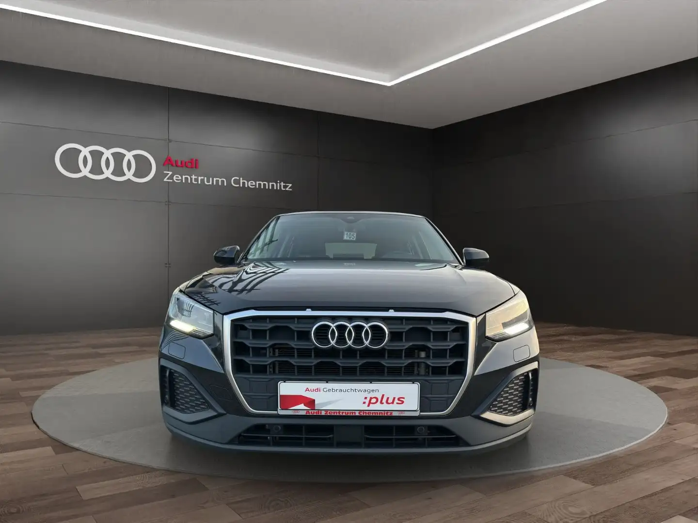Audi Q2 35 TFSI S tr. KAMERA+NAVI PLUS+SMARTPHONE Grau - 2