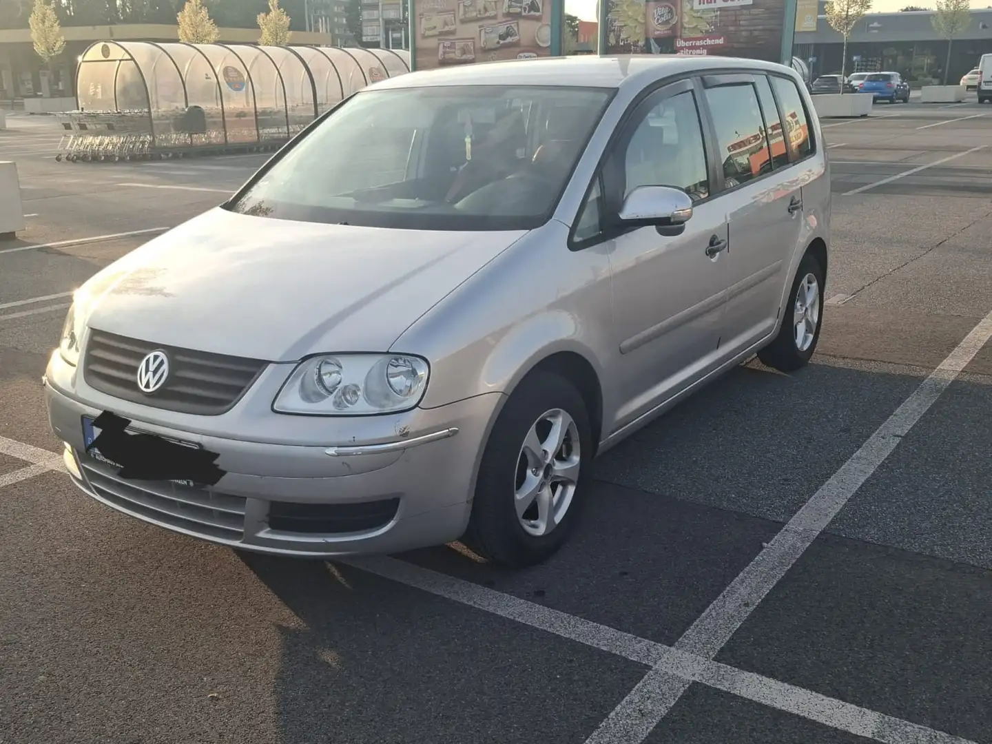 Volkswagen Touran Touran 1.6 FSI Silber - 1